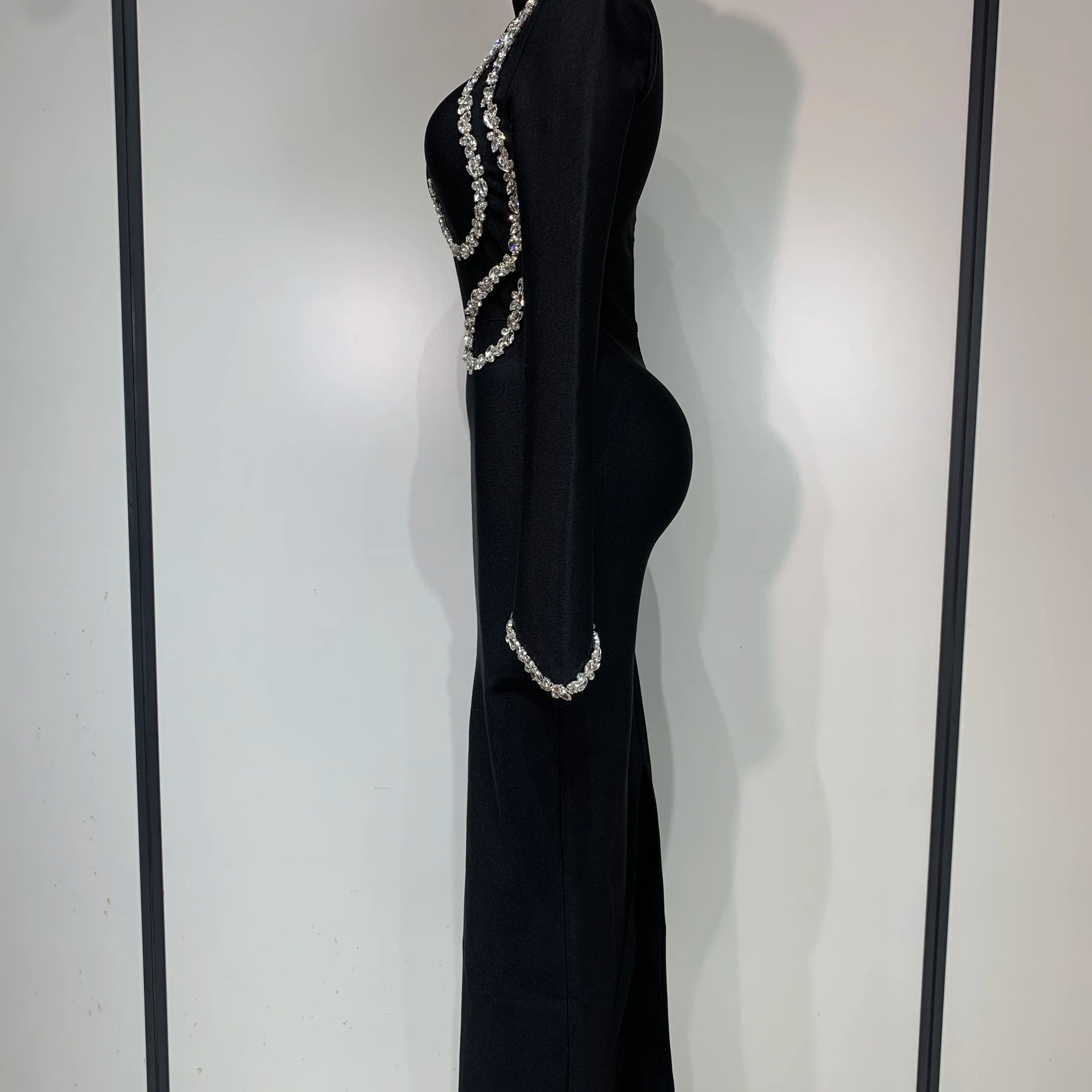 Women Sexy Long Sleeve Diamonds Maxi Long Bodycon Bandage Dress 2025 Celebrity Elegant Evening Party Luxury Birthday Dresses