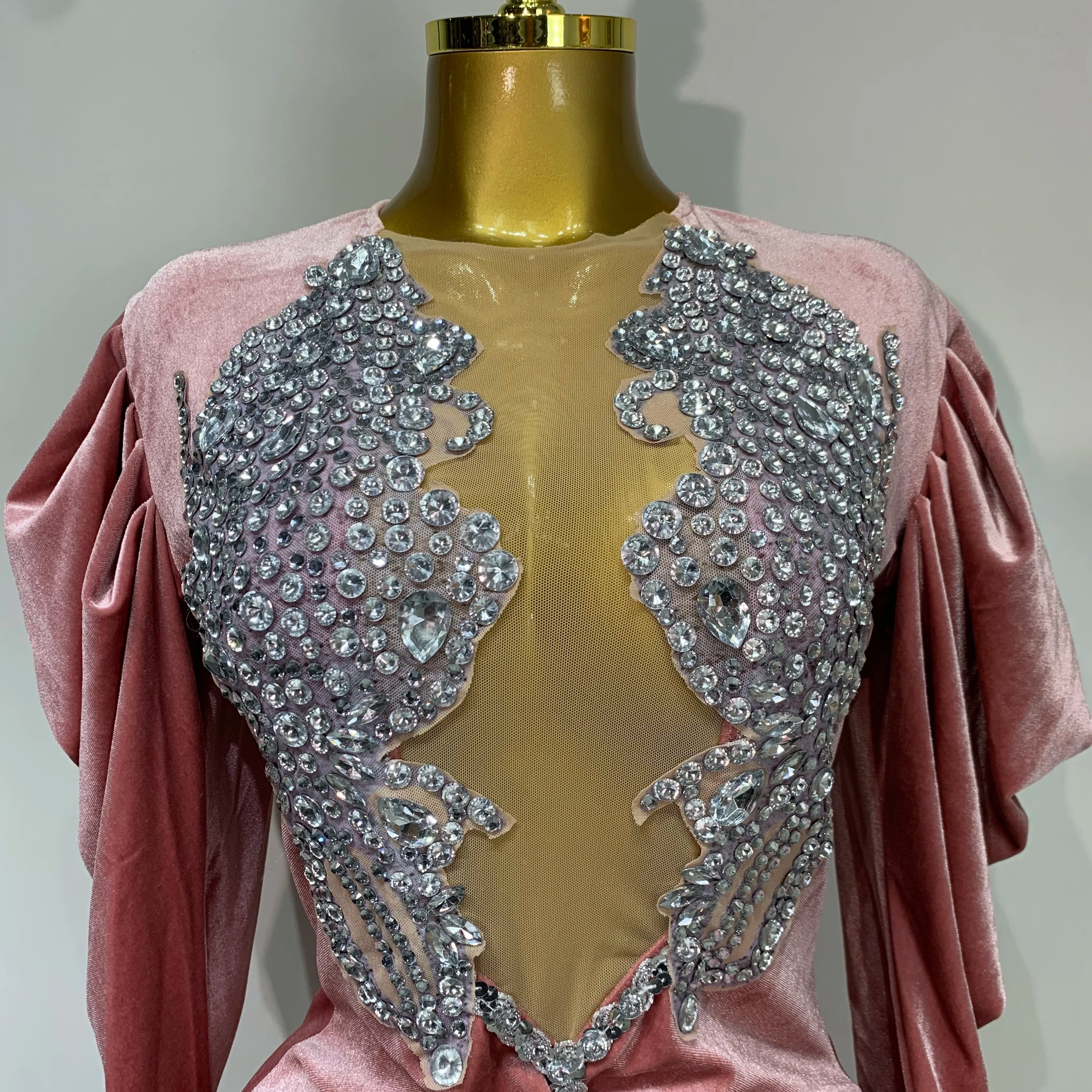 Luxury Birthday Dress Sparkly Crystals Sexy Mesh Velvet Short Dress 2025 Women Elegant Evening Party Nightclub Stage Costume