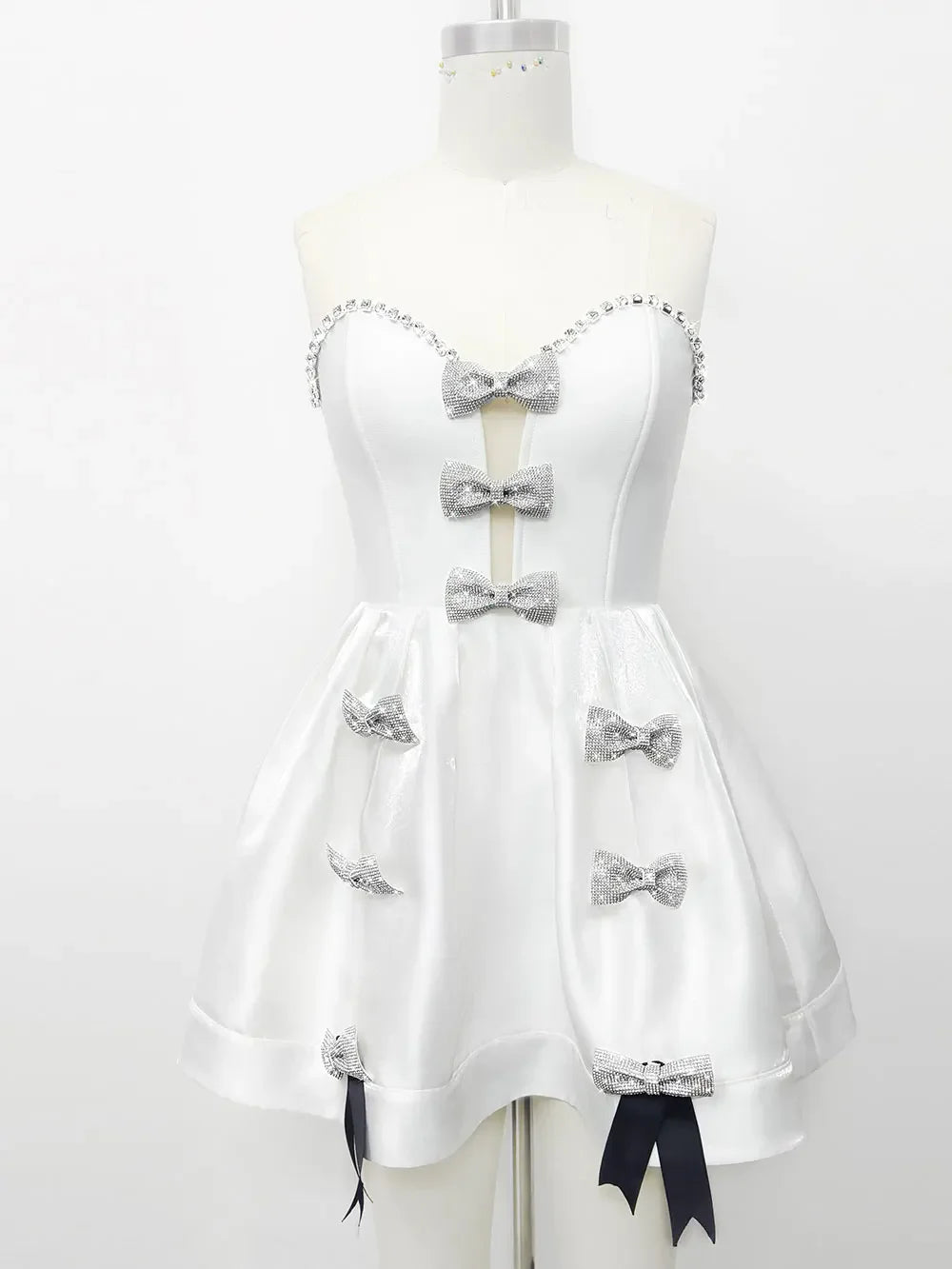 2025 Spring Women's White Puff Dress Strapless Sleeveless Three Dimensional Bow Design A-line Mini Dress Evening Party Vestidos