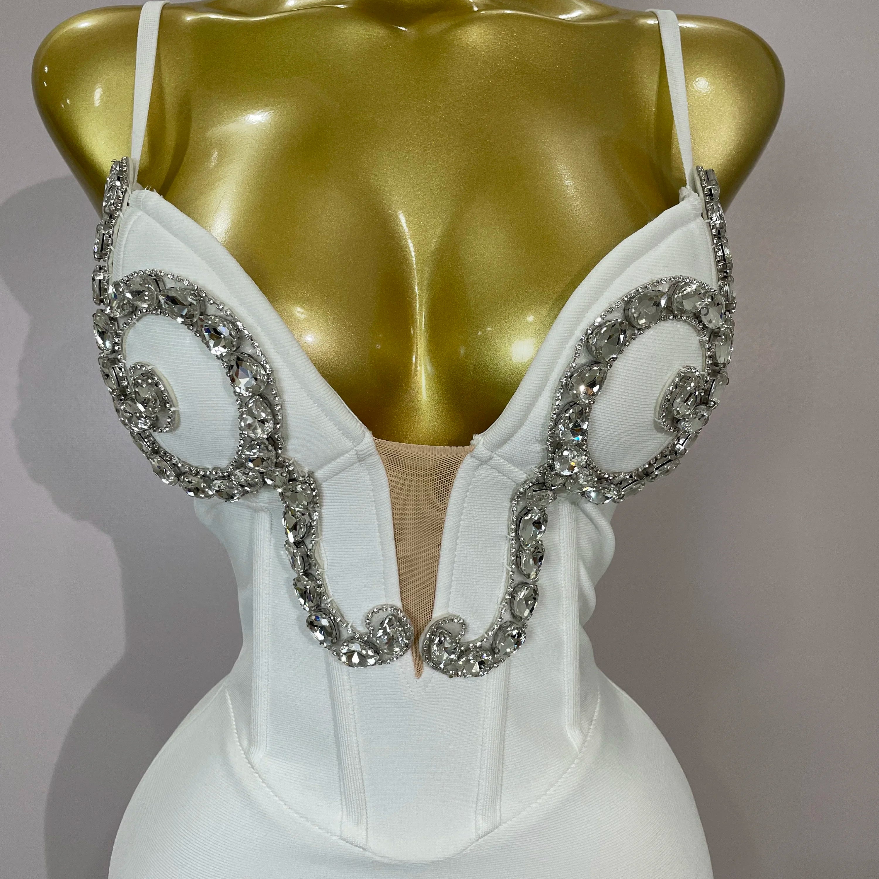 Sexy White Spaghetti Strap V Neck Crystal Sleeveless Bandage Dress Women Elegant Evening Party Cocktail Luxury Birthday Gowns