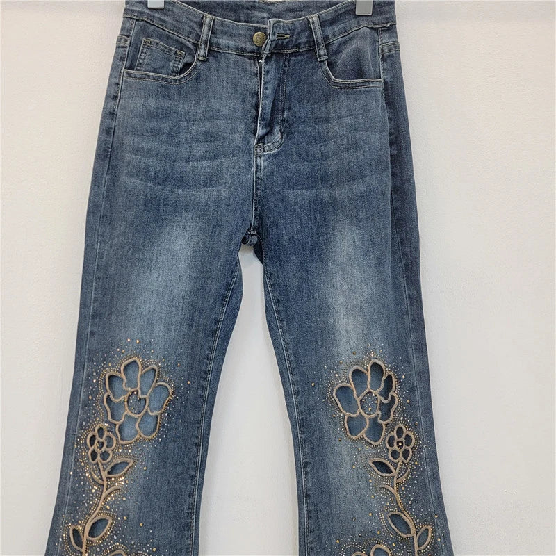 New Fashion Heavy Industry Rhinestone Versatile Jean For Women High Waist Floral Hollow-out Flared Denim Pant 11A07875