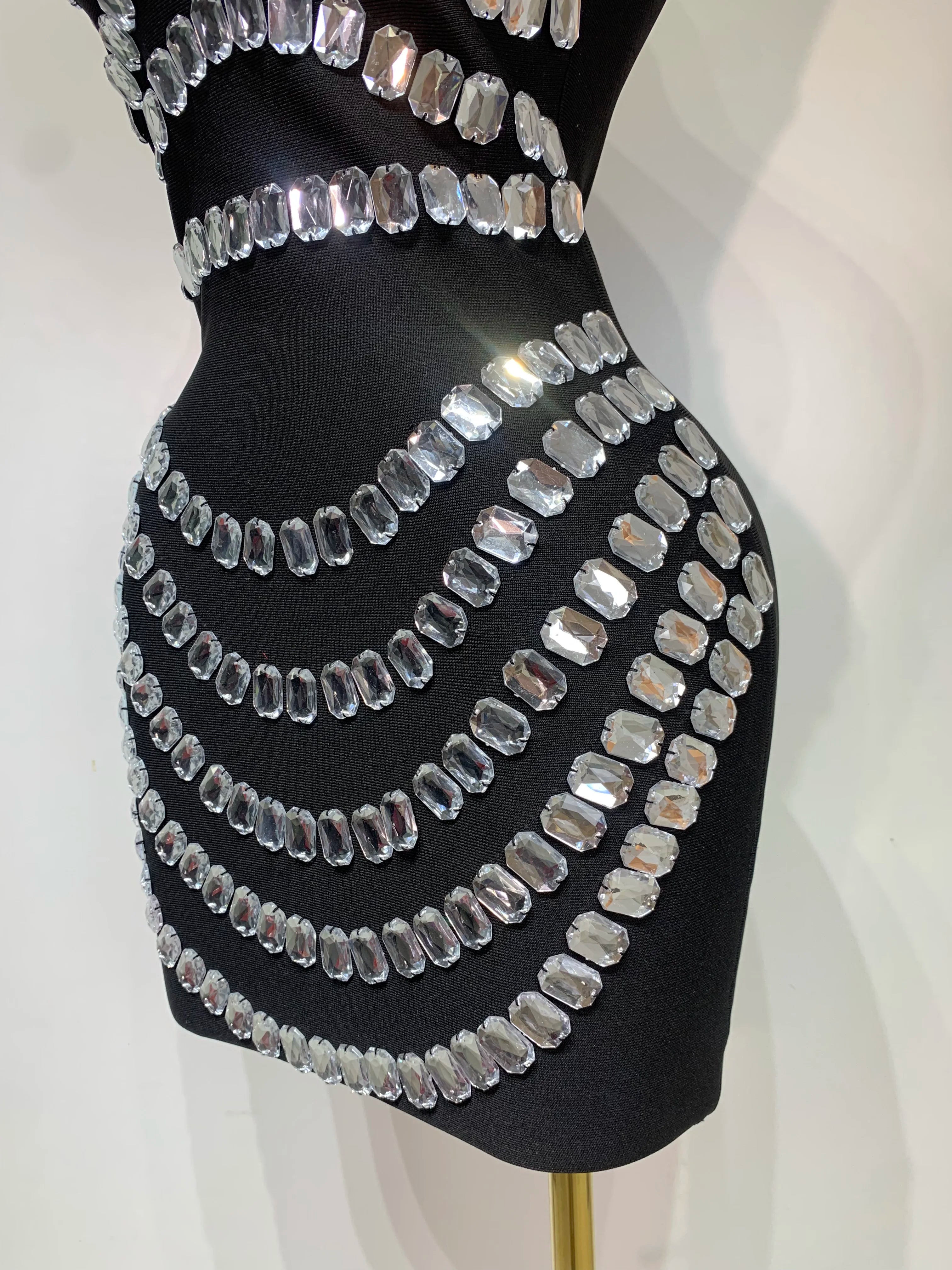 Sparkly Rhinestones Bodycon Strapless Mini Bandage Dress 2025 Women Backless Fashion Evening Party Club Luxury Birthday Dresses