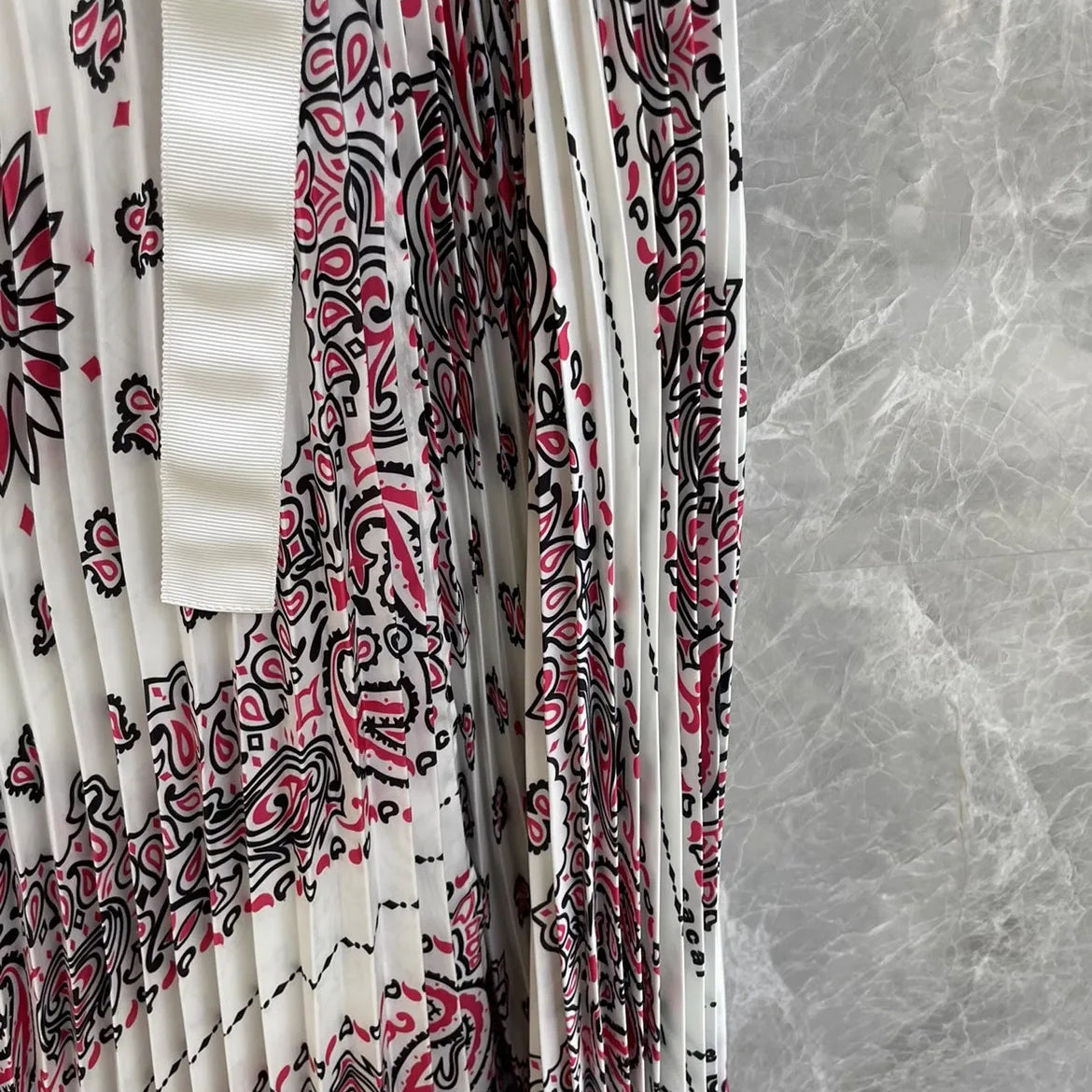 2023SS Summer Luxury New Women Flower Prints Pleated Midi Skirt for Female 2 Color Tutu