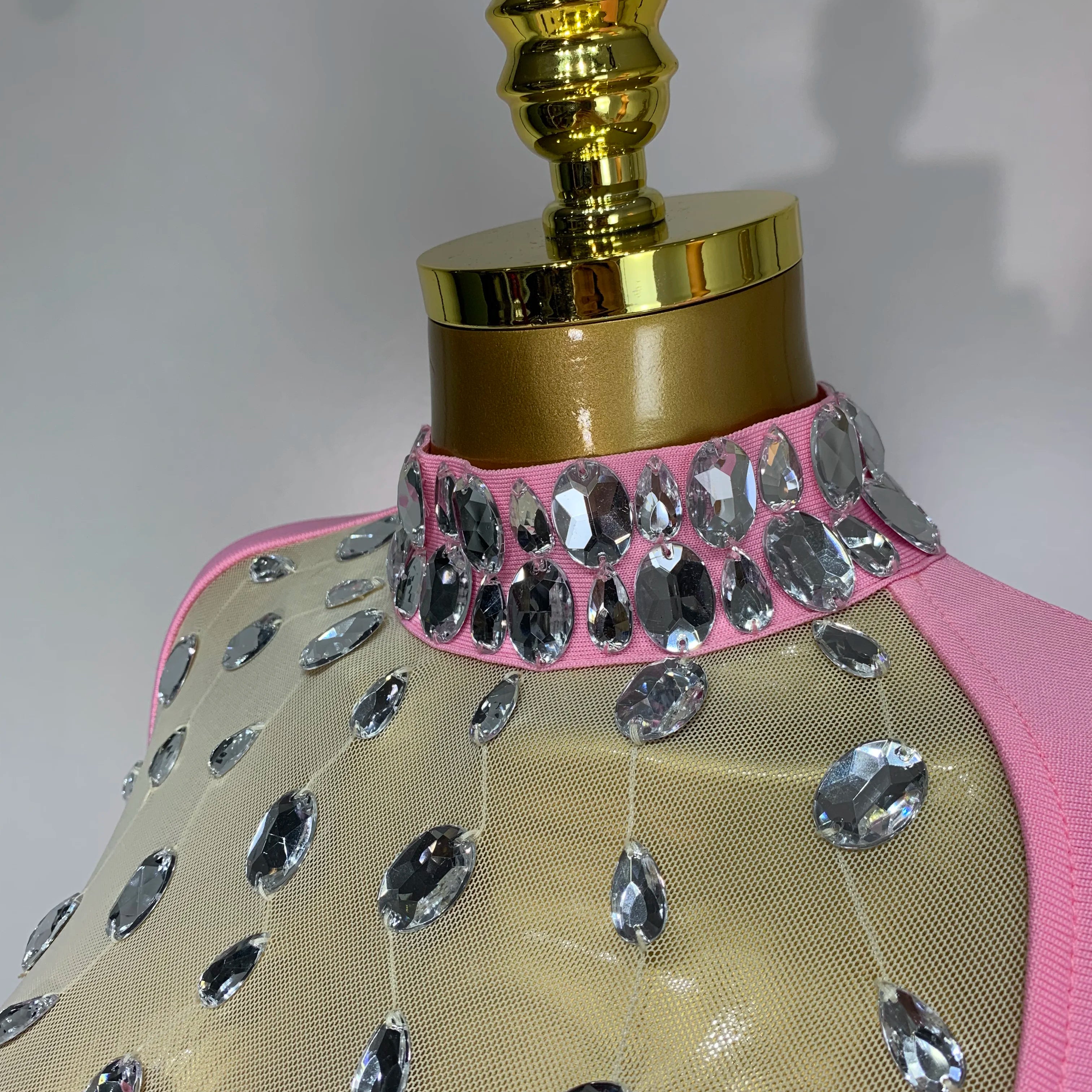 2025 Luxury Birthday Dresses Diamond Long Sleeve Pink Bodycon Bandage Dress Women Wedding Evening Prom Gowns