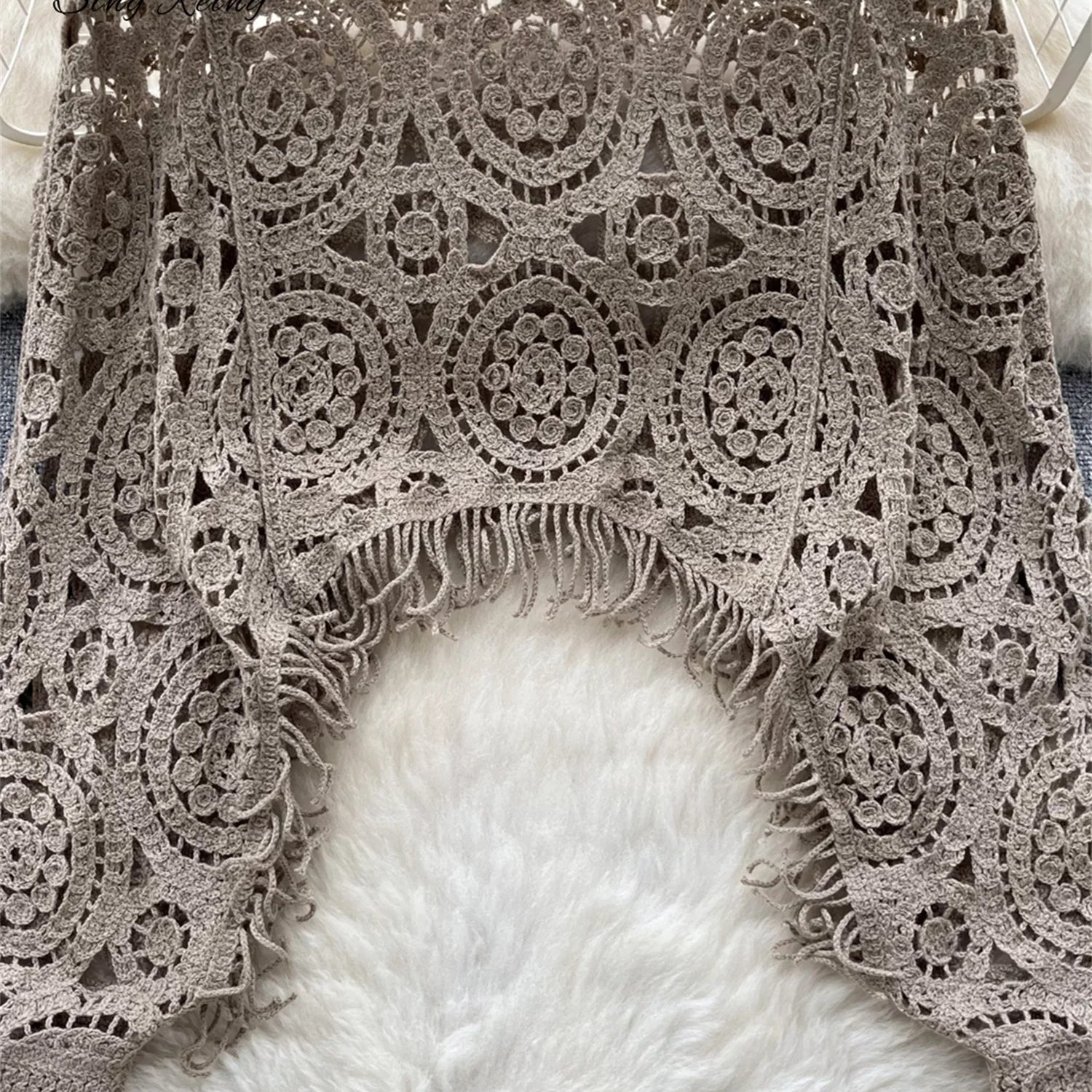 SINGREINY Autumn Casual Loose Knitting Top O Neck Hook Flower Hollow Long Sleeved Tassel Design Fashion French Vintage Blouse