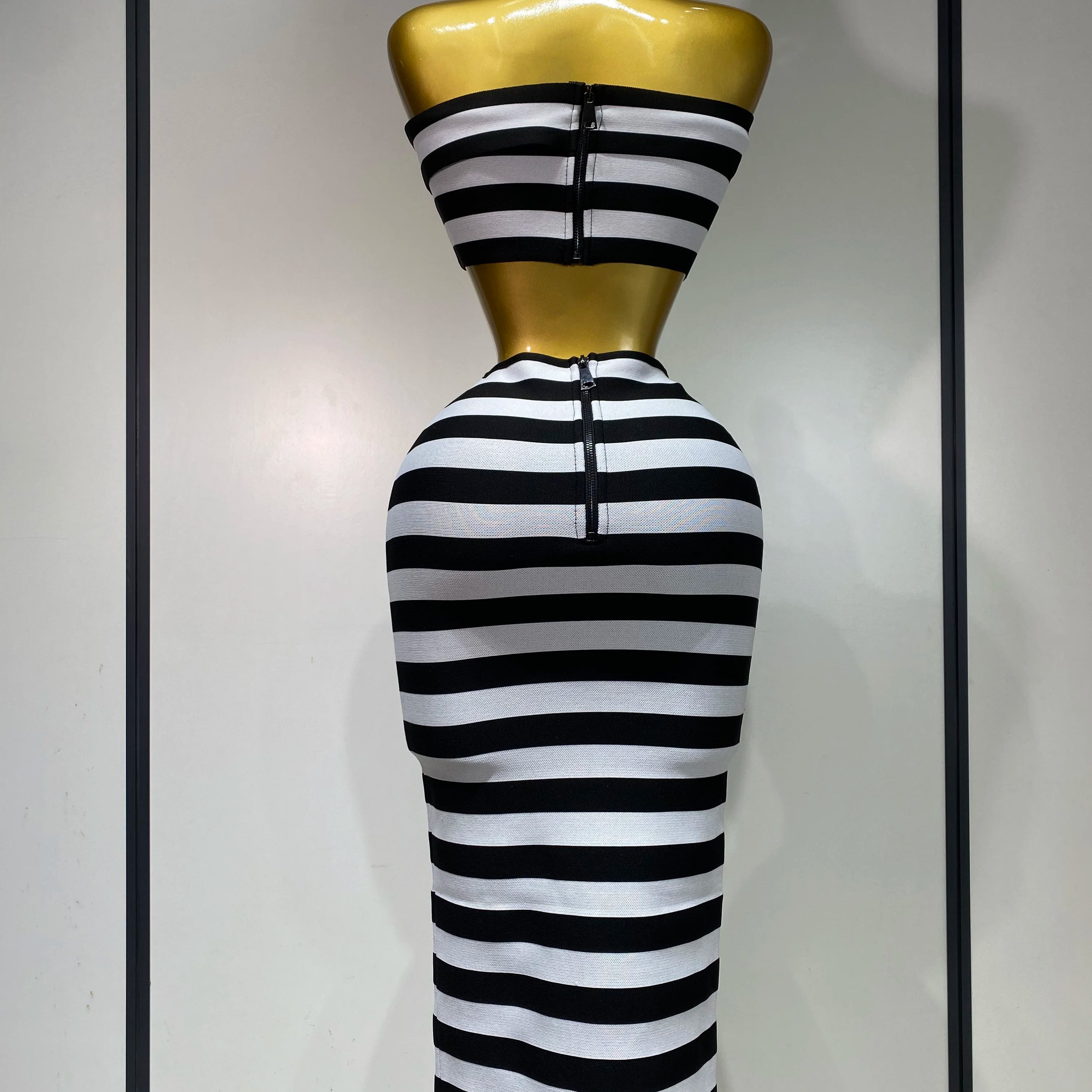 Women Sexy Off Shoulder Striped Button Two Piece Mini Bandage Set 2025 Celebrity Designer Evening Party Luxury Birthday Outfit