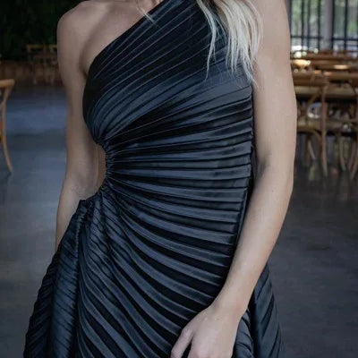 Women Pleated One Shouloder Sleeveless Cutout Waist Dress 2025 Evening Sexy Club Party Evening High Street Dresses Black