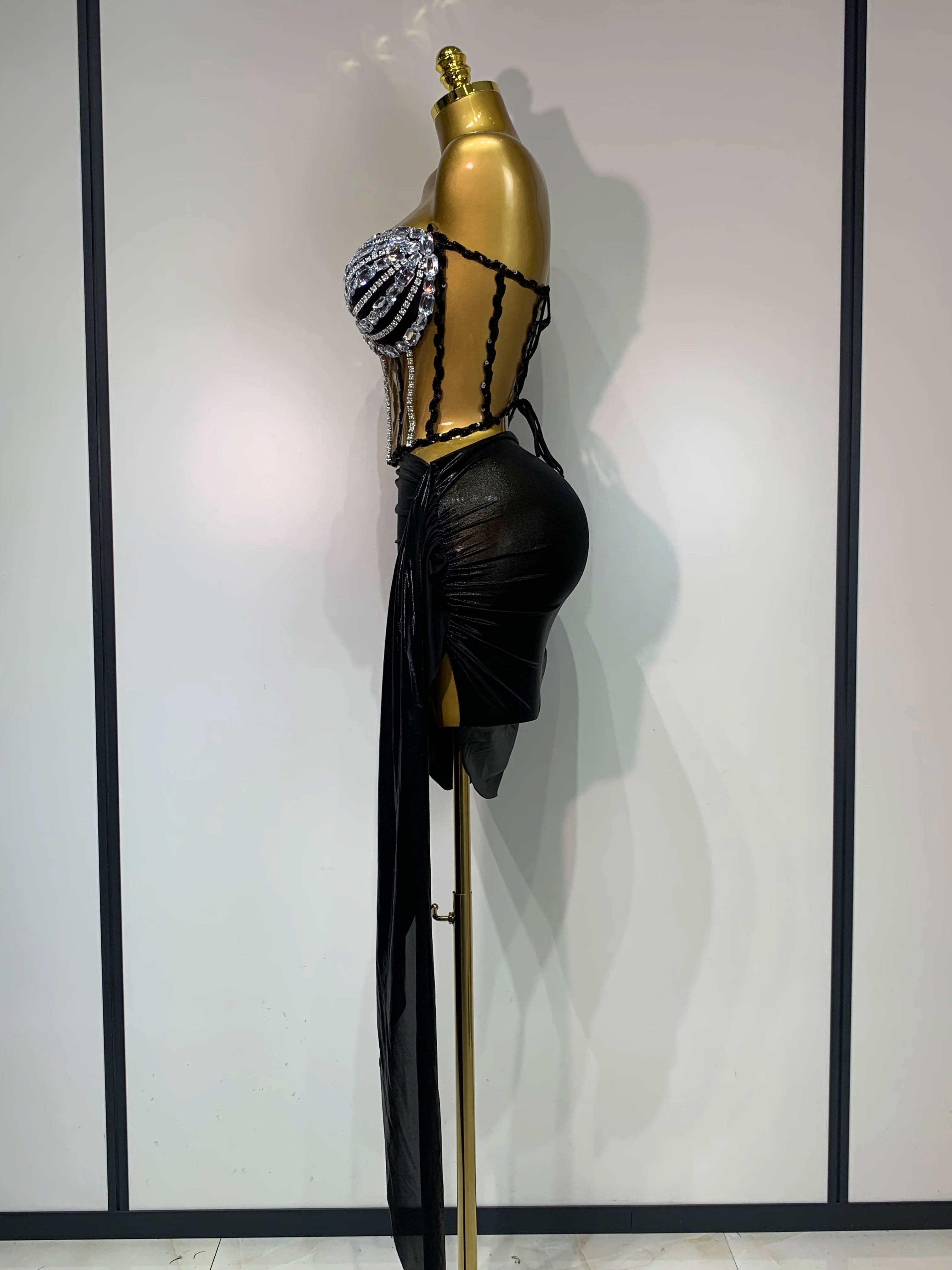 Sexy Two Pieces Top Skirt Sets Sparkly Diamonds See Through Stage Outfit Designer Performance Party Nightclub Birthday Dress