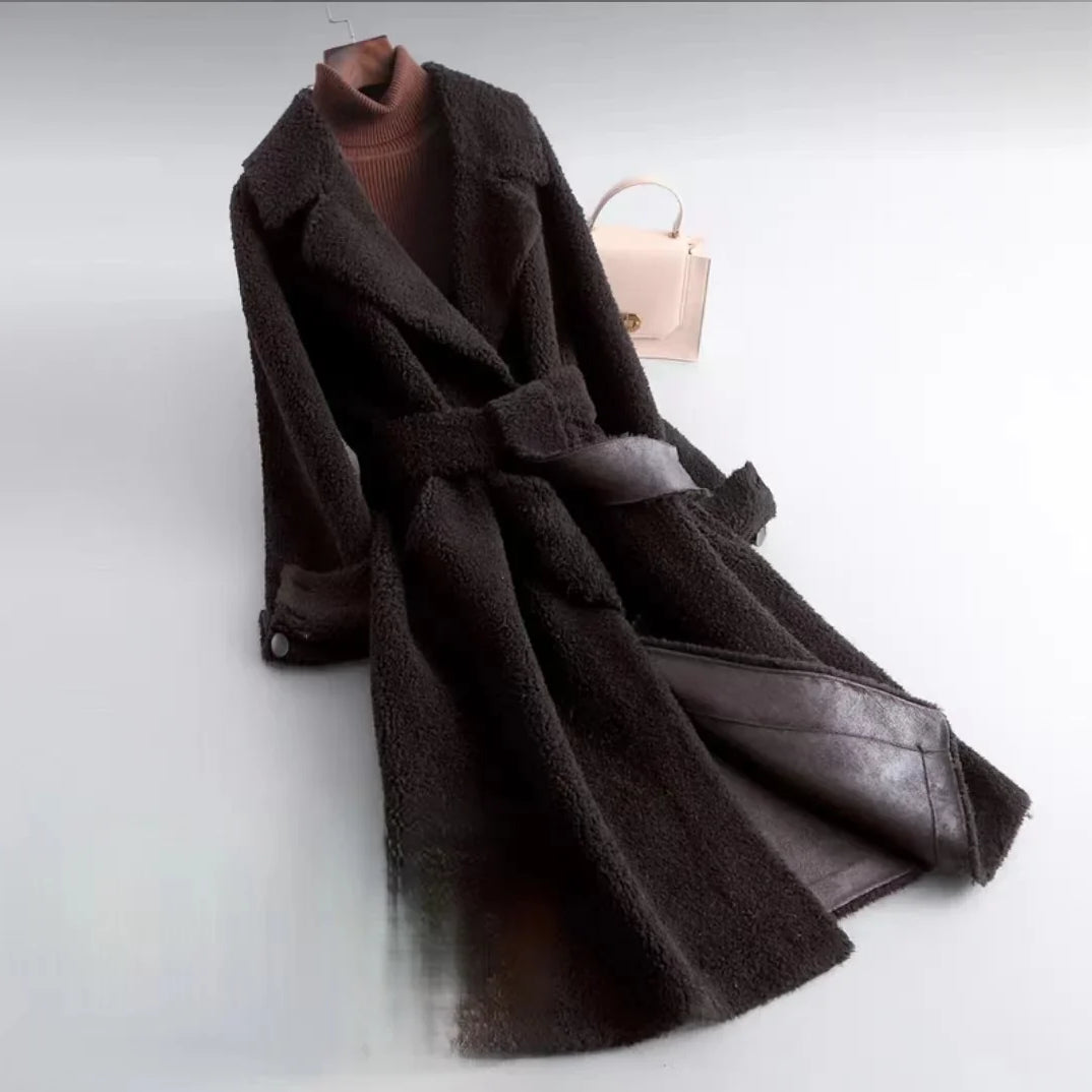 Pure Wool Shearling Coat for women,Long Female Slim Fur One Lamb Fur Coat,autumn/Winter 2024,New V-neck brown gray