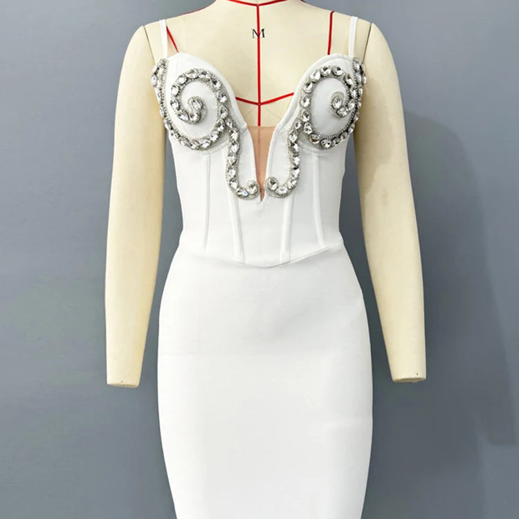 Luxurious White Strappy Sleeveless Dress with Crystal Details for Galas Evening Wedding Gown