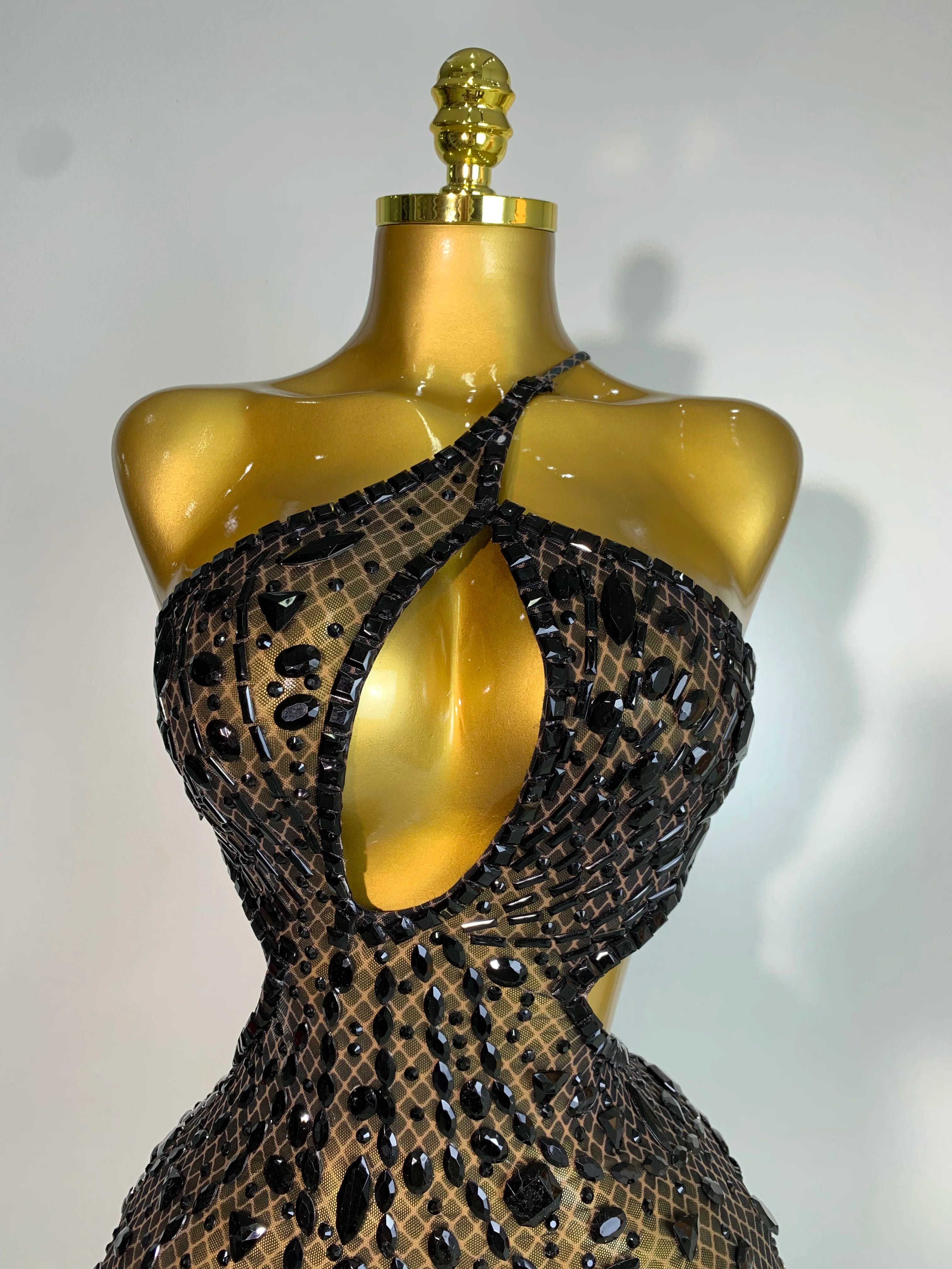 Women 2025 Sexy Backless Hollow Out Diamond Evening Prom Gown Birthday Luxury Celebrate Stage Nightclub Outfit