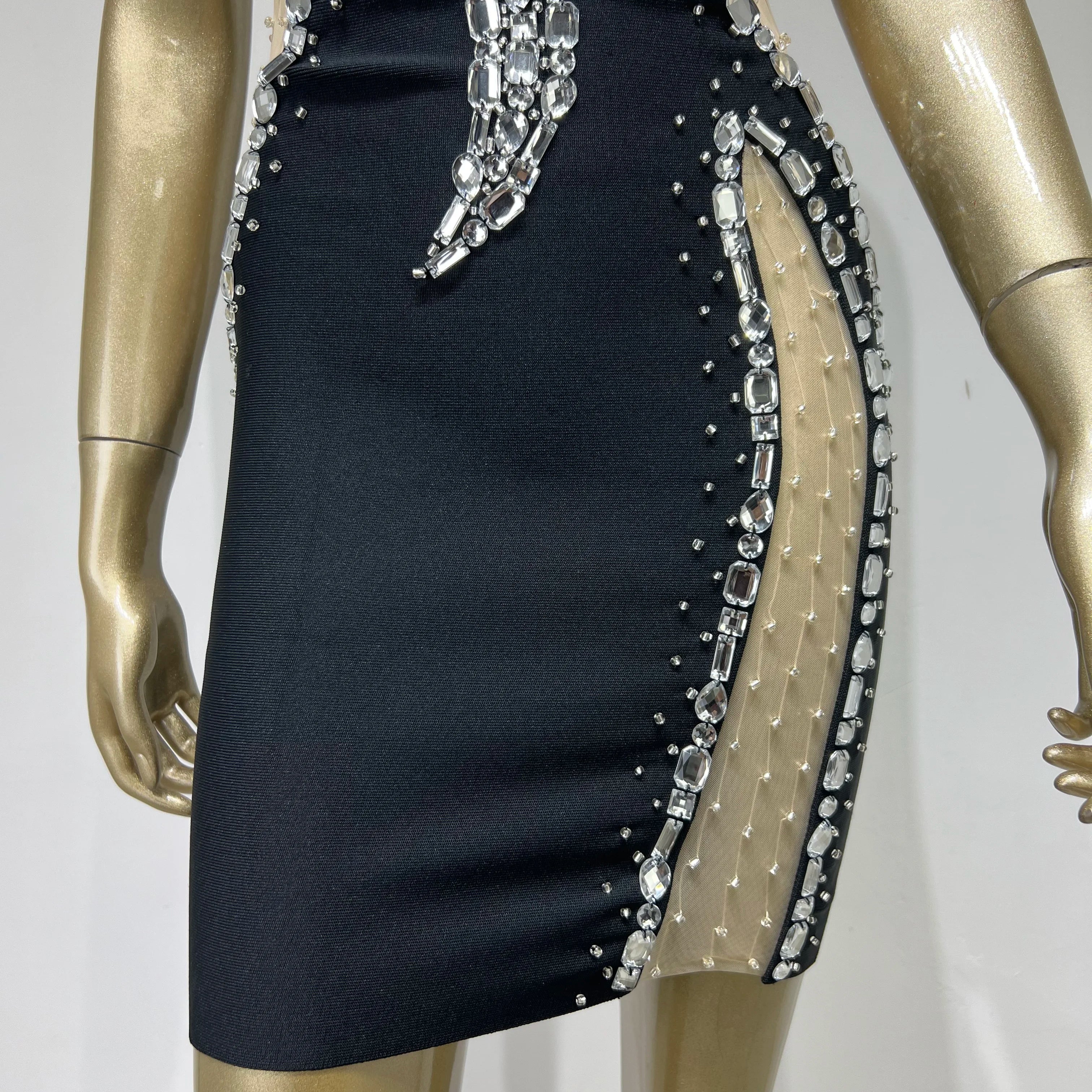 Luxury Women Summer Style Sexy Strapless Beading Diamonds Black Mini Bodycon Bandage Dress 2023 Elegant Evening Party Dress