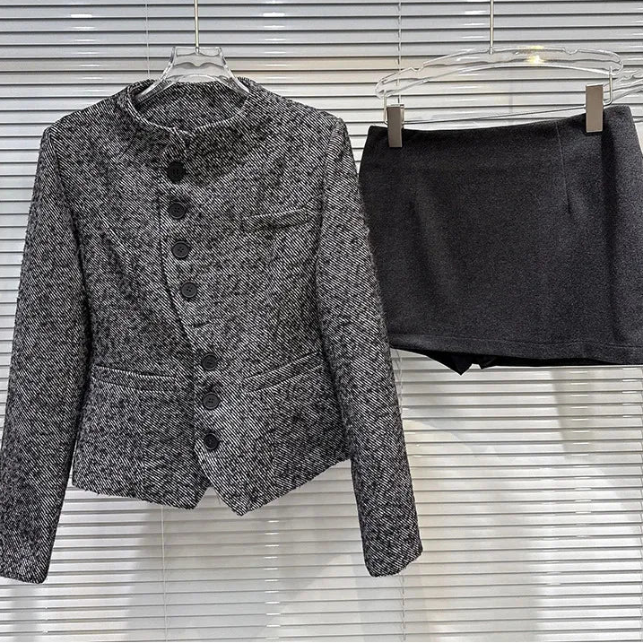 Winter New High-End Diagonal Button Woolen Cotton-Padded Short Coat For Women Black A-line Skirt Female 11A07682