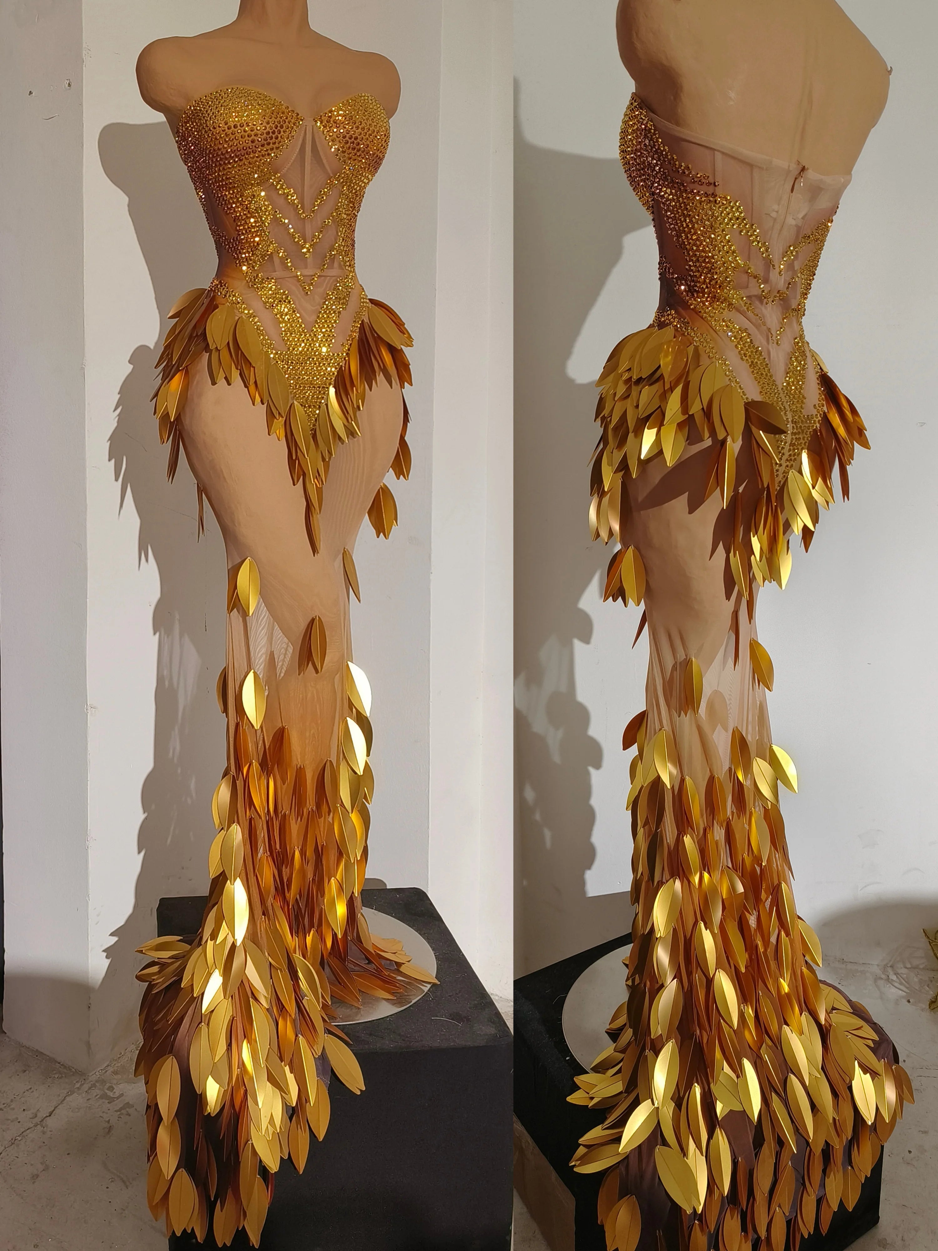 Luxurious Gold Strapless Dress Women Sexy Sheer Mesh Full Crystal Beaded Leaf Form-Fitting Mermaid Formal Event Party Costume