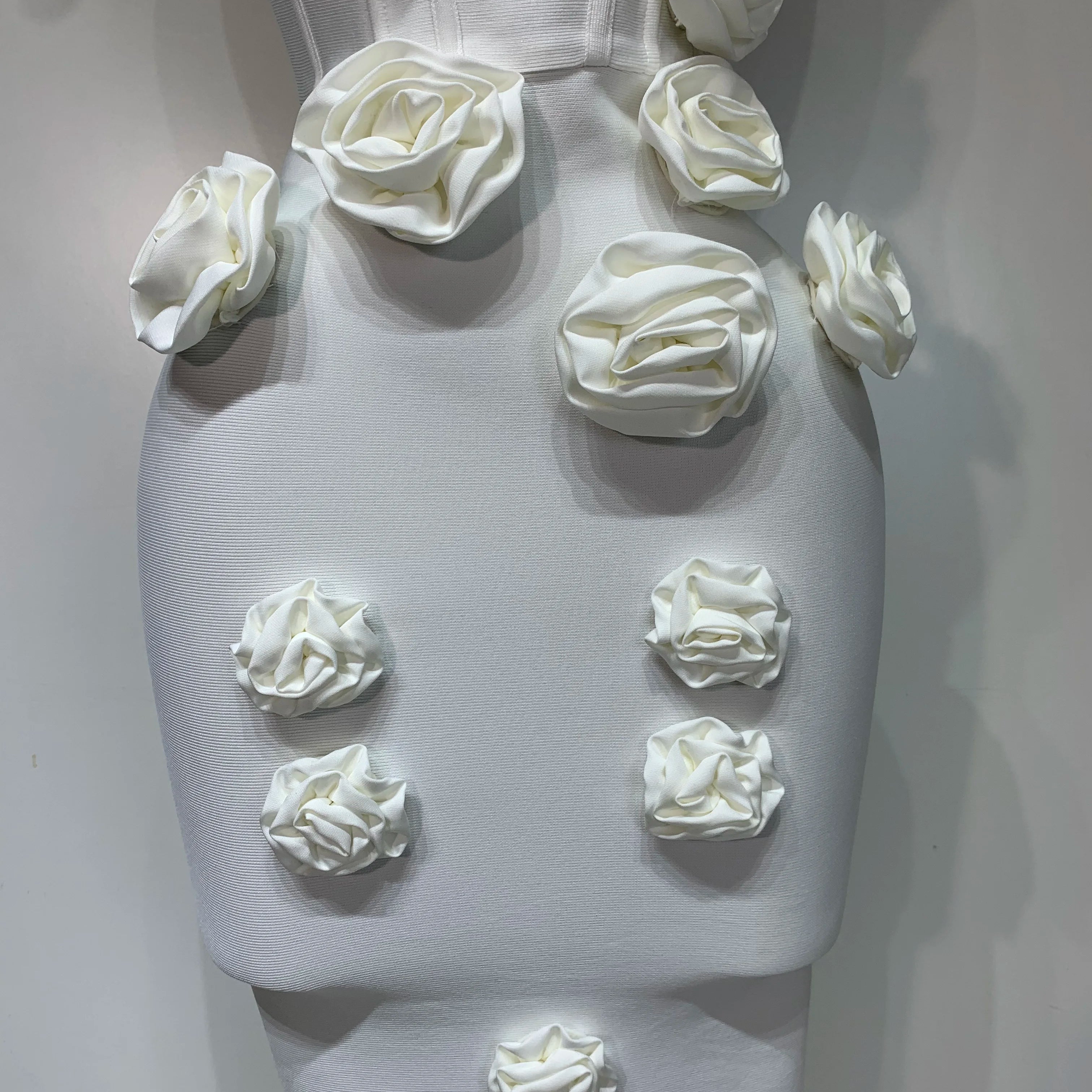 Women Sexy Bodycon Dress Fashion White Elegant Strapless Flower Slim Dress Casual Streetwear Club Birthday Party Dresses