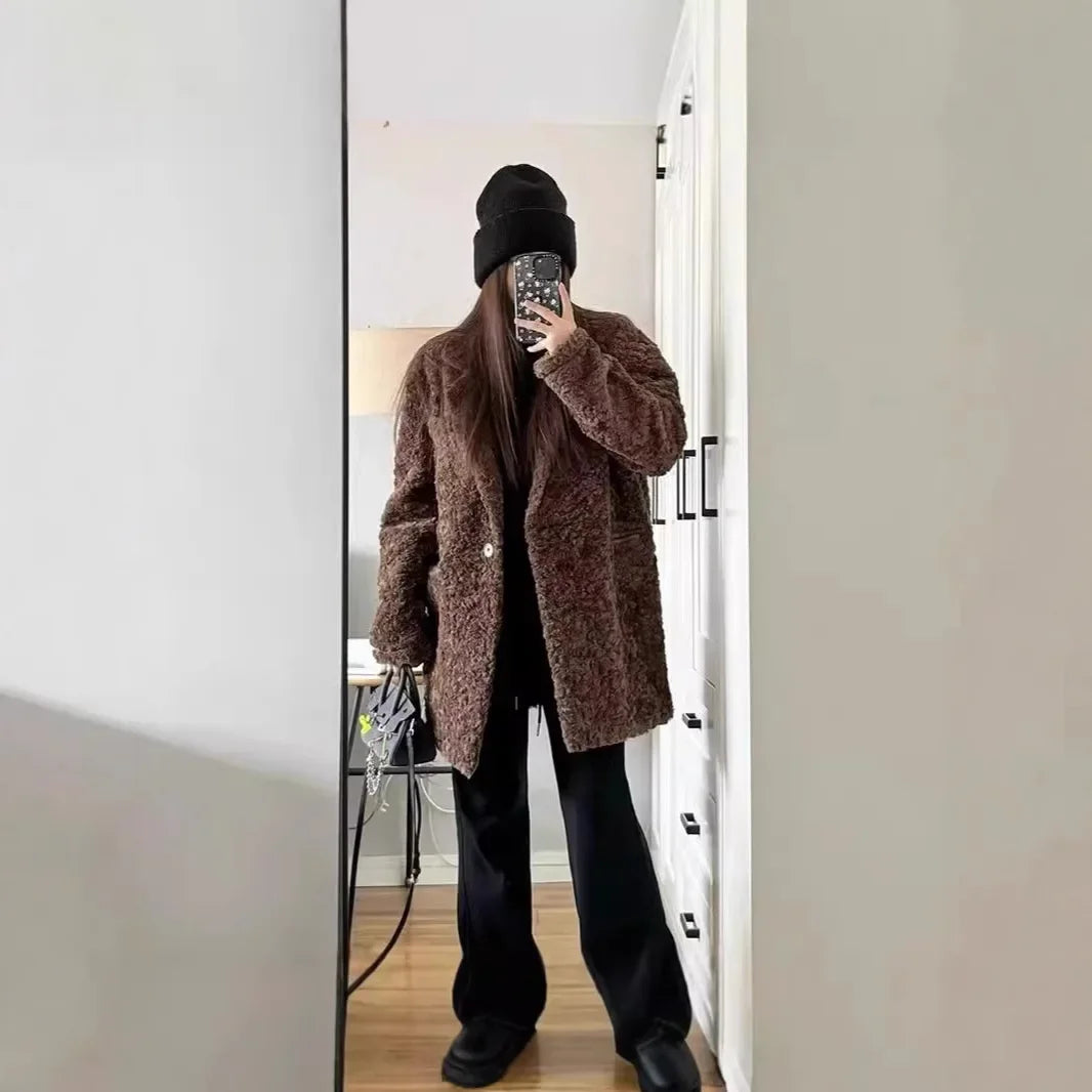 New Winter Hot Sale Of The Season Women's Thickened Loose Suit Collar Lamb Fur Jacket Medium Length Coat Fake Fur Mixed Fur Coat