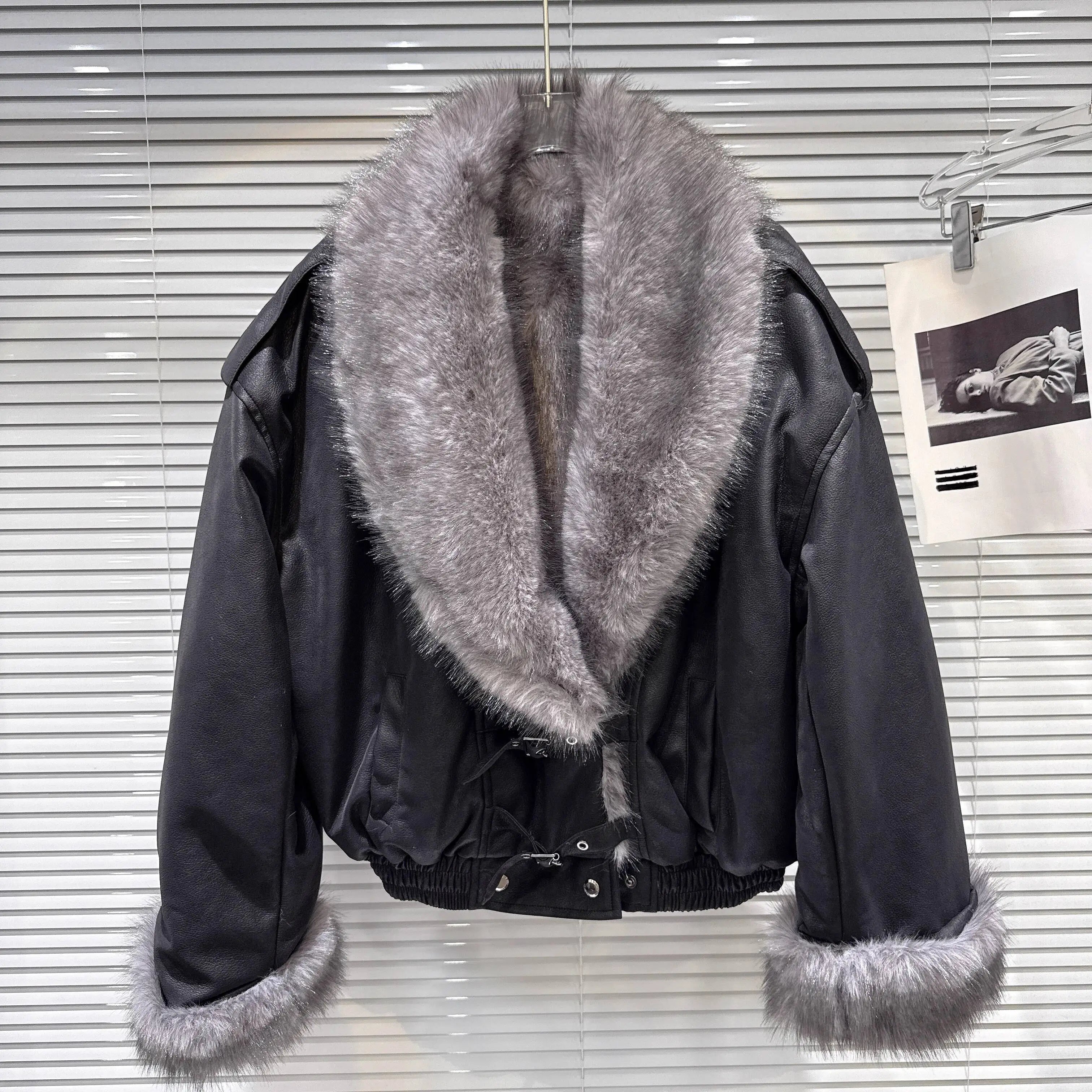 Winter New Fashion Street Style Big Fur Collar PU Leather Jacket For Women Loose With Fur Lining Coat Female 11A07643 Black One Size
