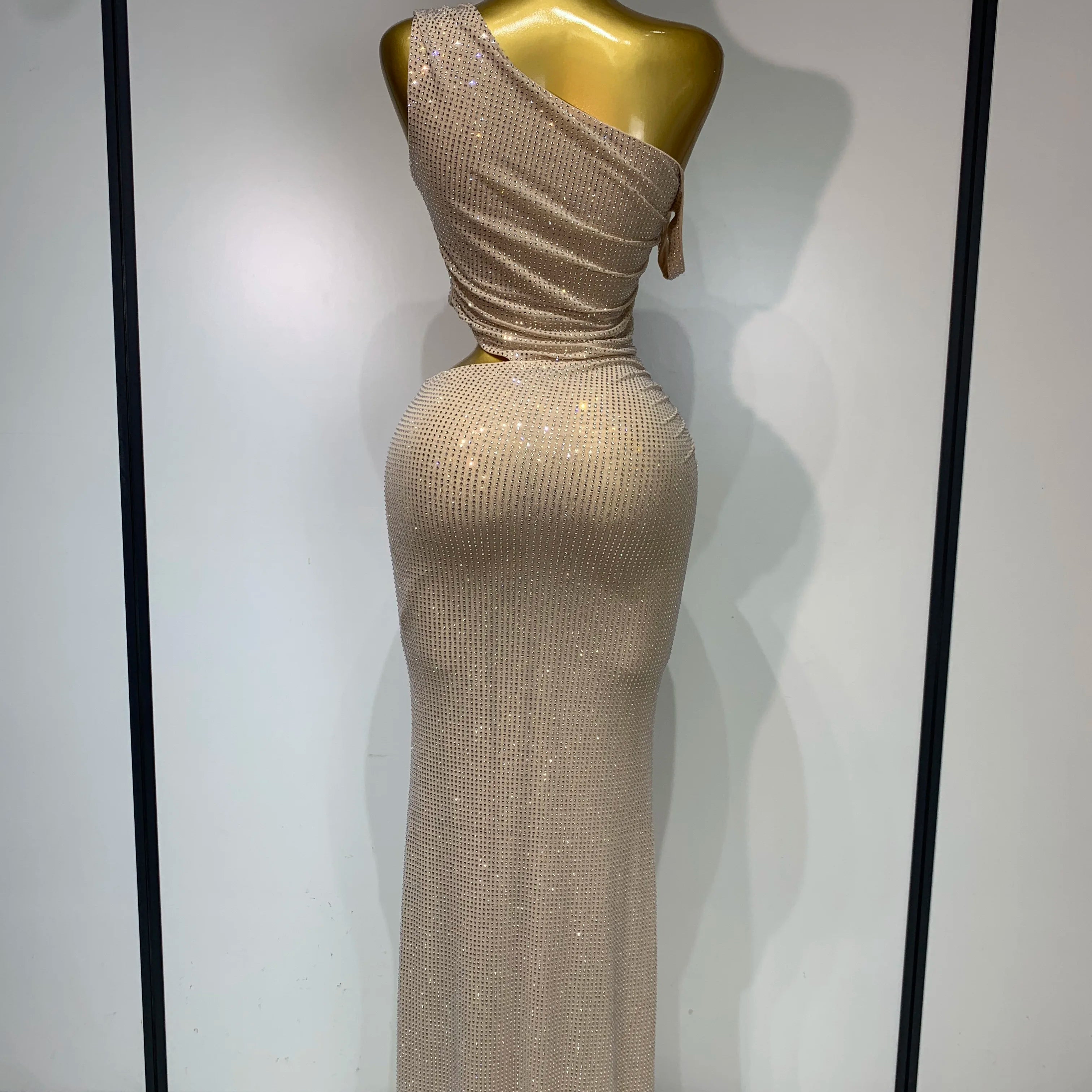 Women Sexy One Shoulder Exposed Waist Diamonds Bodycon Long Dress Cut Out Luxury Crystal Dresses Evening Party Birthday Gowns