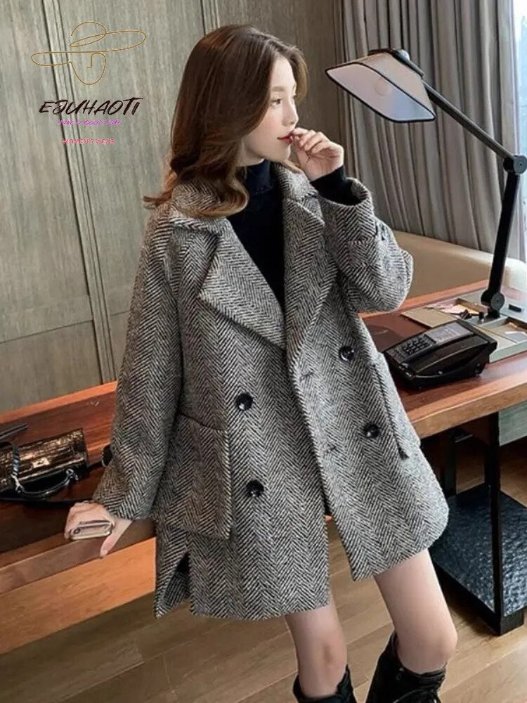 Woolen Cloth Women's Coat 2024 Autumn Winter Korean British Style Retro Thicken Mid Length Version Woman Clothing