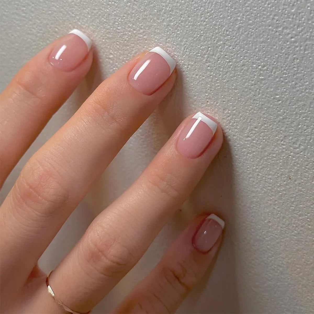24pcs/set short fake nails for women girls french nude square white tips with rhinestones glitters Y2K press on false nail art 1019