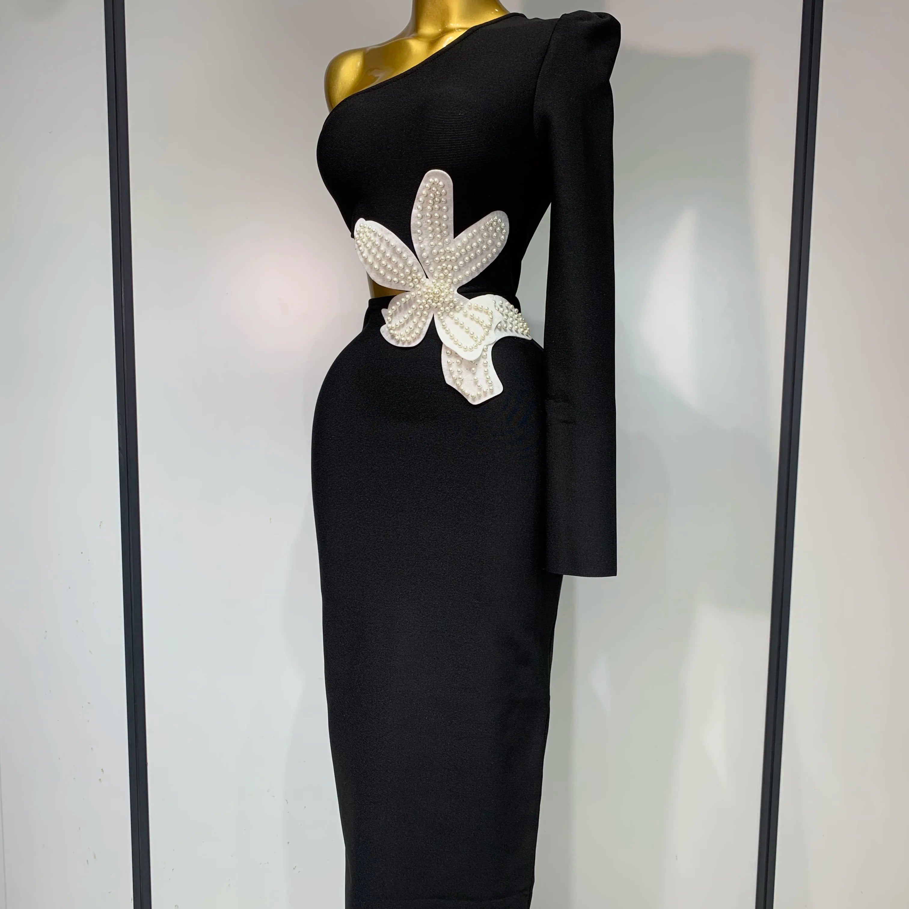 Women Elegant Luxury Black Bandage Party Dress Single Sleeve Cut Out White Pearl Embroidery Flower Midi Long Evening Prom Gowns
