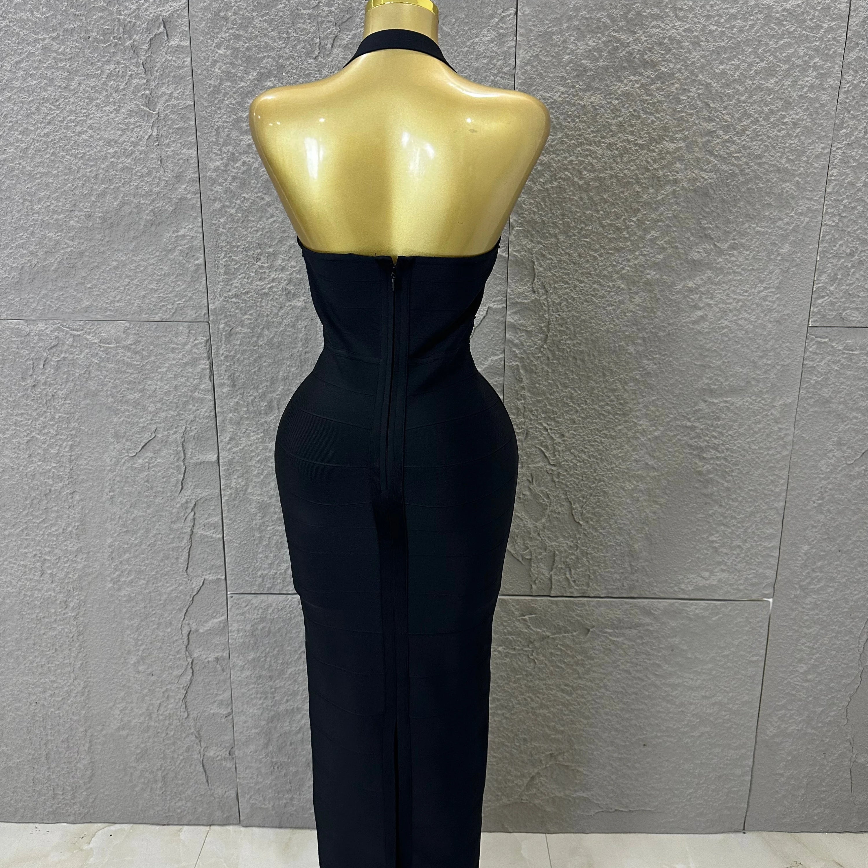 Elegant Black Plunge Halter Neck Dress Sparkle Beaded Top Fitted Mermaid Floor Length Evening Banquet Formal Dinner Event Outfit