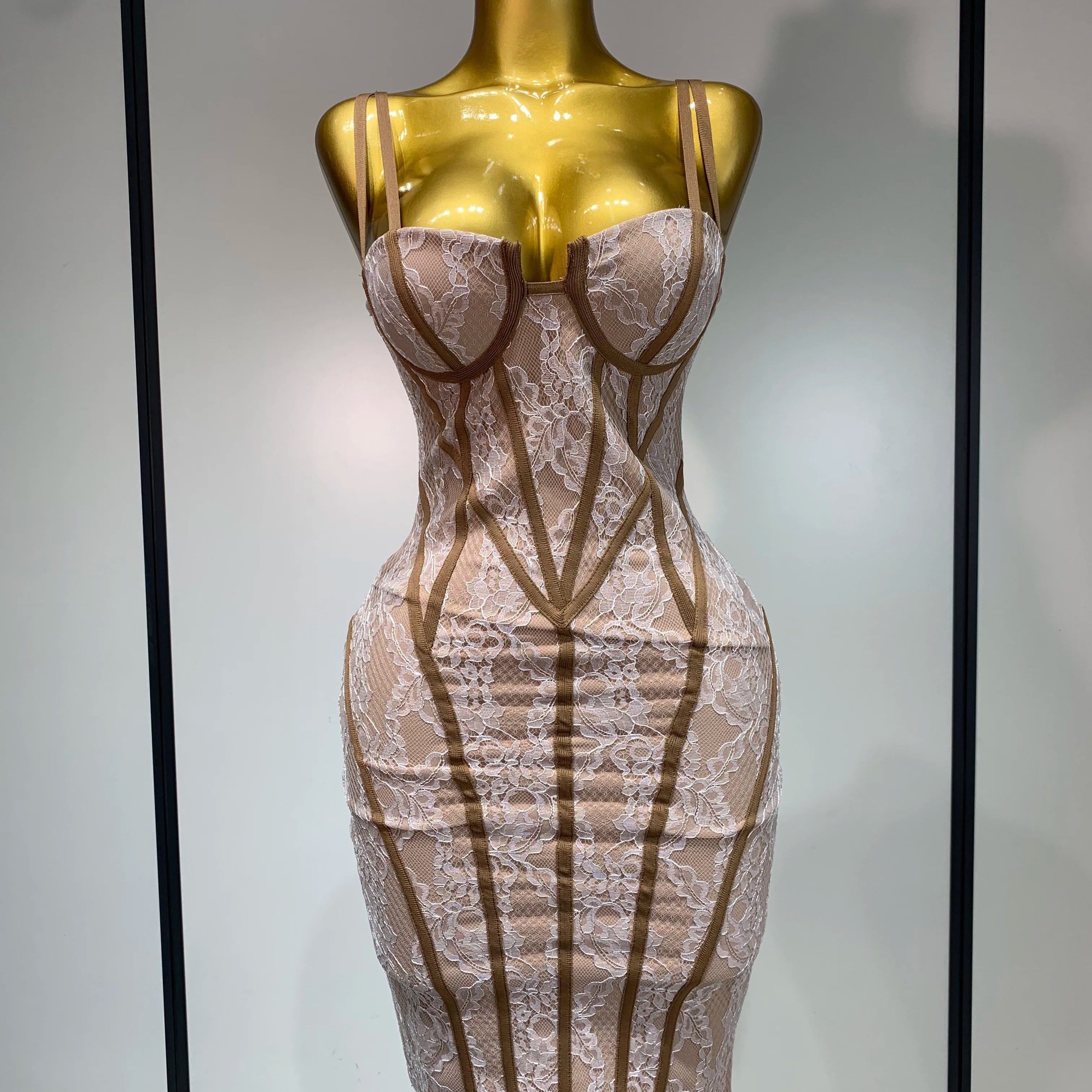 Luxury Birthday Dress Women 2025 Khaki Spaghetti Strap Lace Sexy Bodycon Celebrity Elegant Cocktail Club Party Bandage Dress Khaki