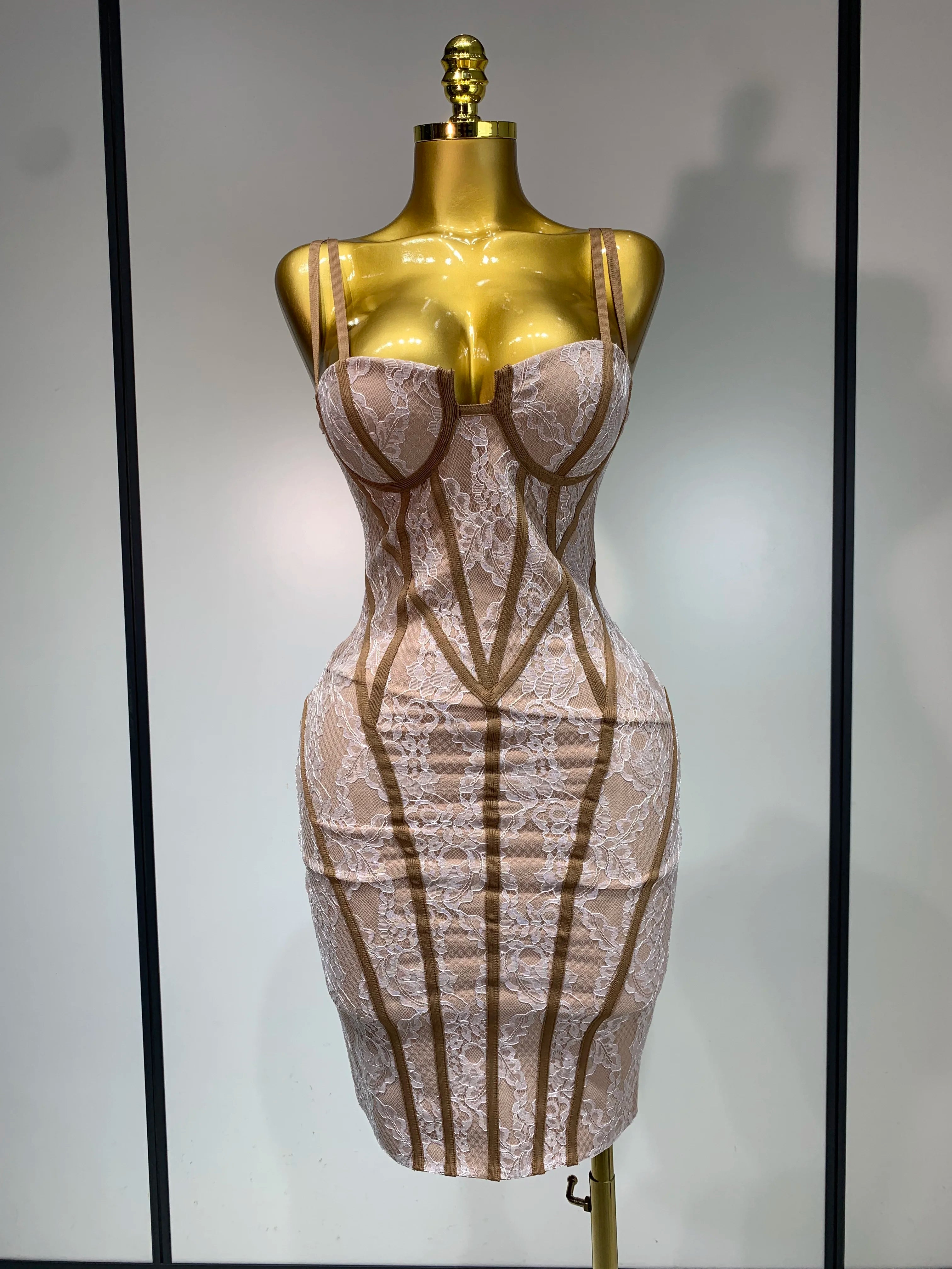 Luxury Birthday Dress Women 2025 Khaki Spaghetti Strap Lace Sexy Bodycon Celebrity Elegant Cocktail Club Party Bandage Dress Khaki