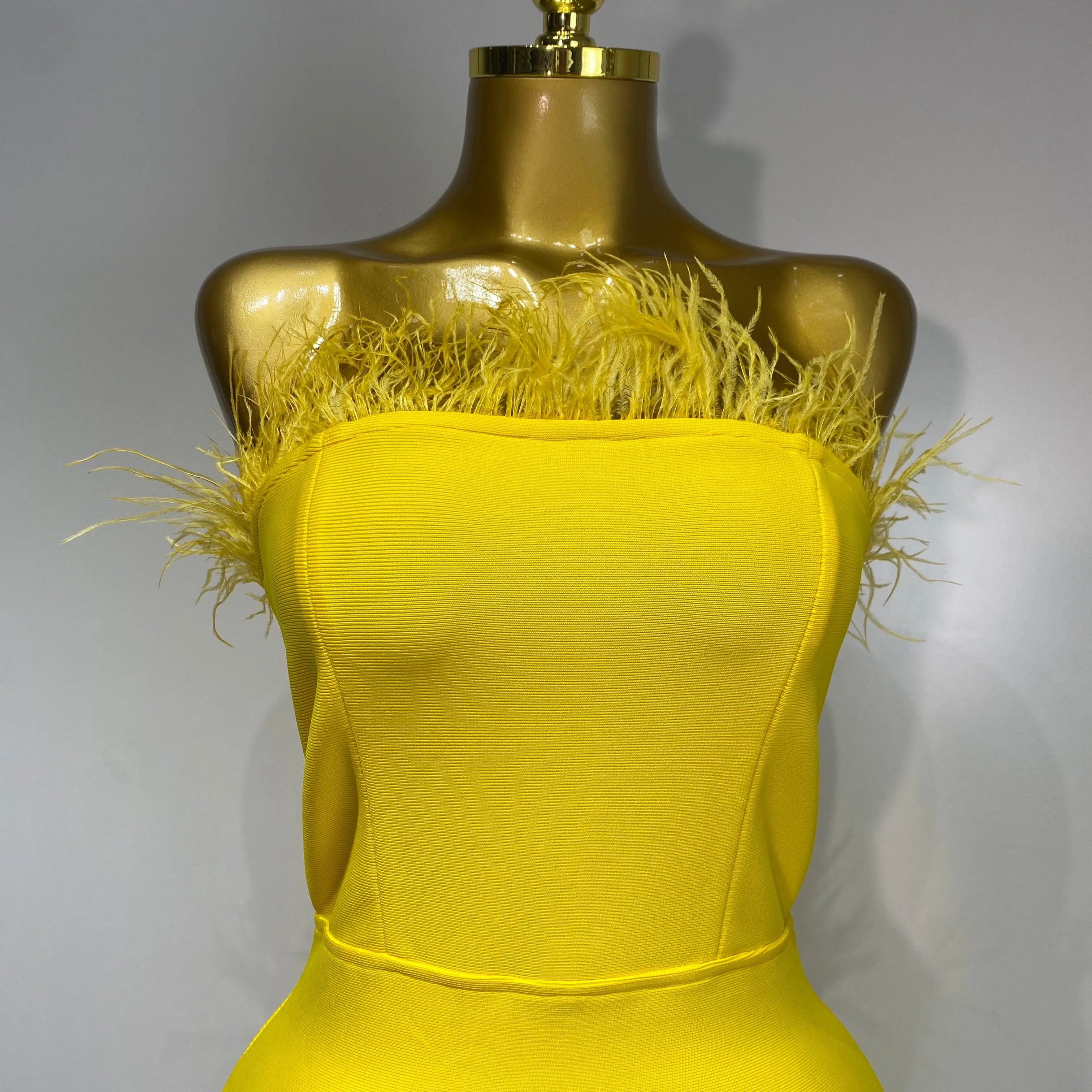 Women Sexy Backless Yellow Bodycon Bandage Dress Strapless Celebirty Elegant Feather Dresses Luxury Birthday Club Party Outfit
