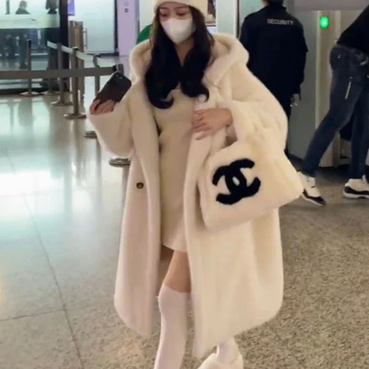 Winter Long Oversized White Thick Warm Teddy Bear Coat Women with Hood Loose Casual Korean Fashion 2023