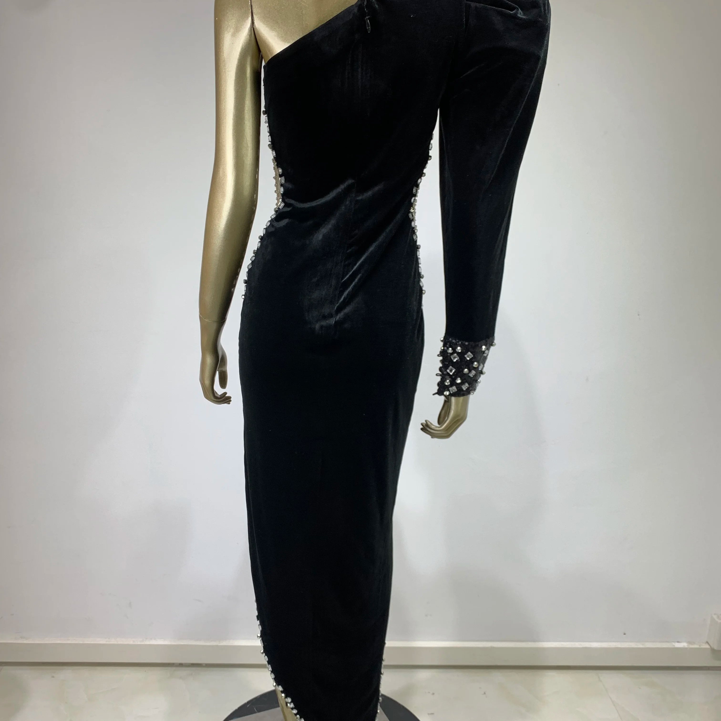 Women Winter Sexy One Shoulder Long Sleeve Beading Diamonds Maxi Long Gowns Dress Elegant Celebrity Evening Party Club Dress