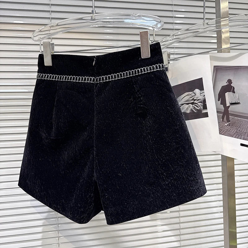 Winter New Fashion Pearl Bow Embroidered Edge Corduroy High Waist Shorts For Women Black Wide-leg Boot Pants 11A07497