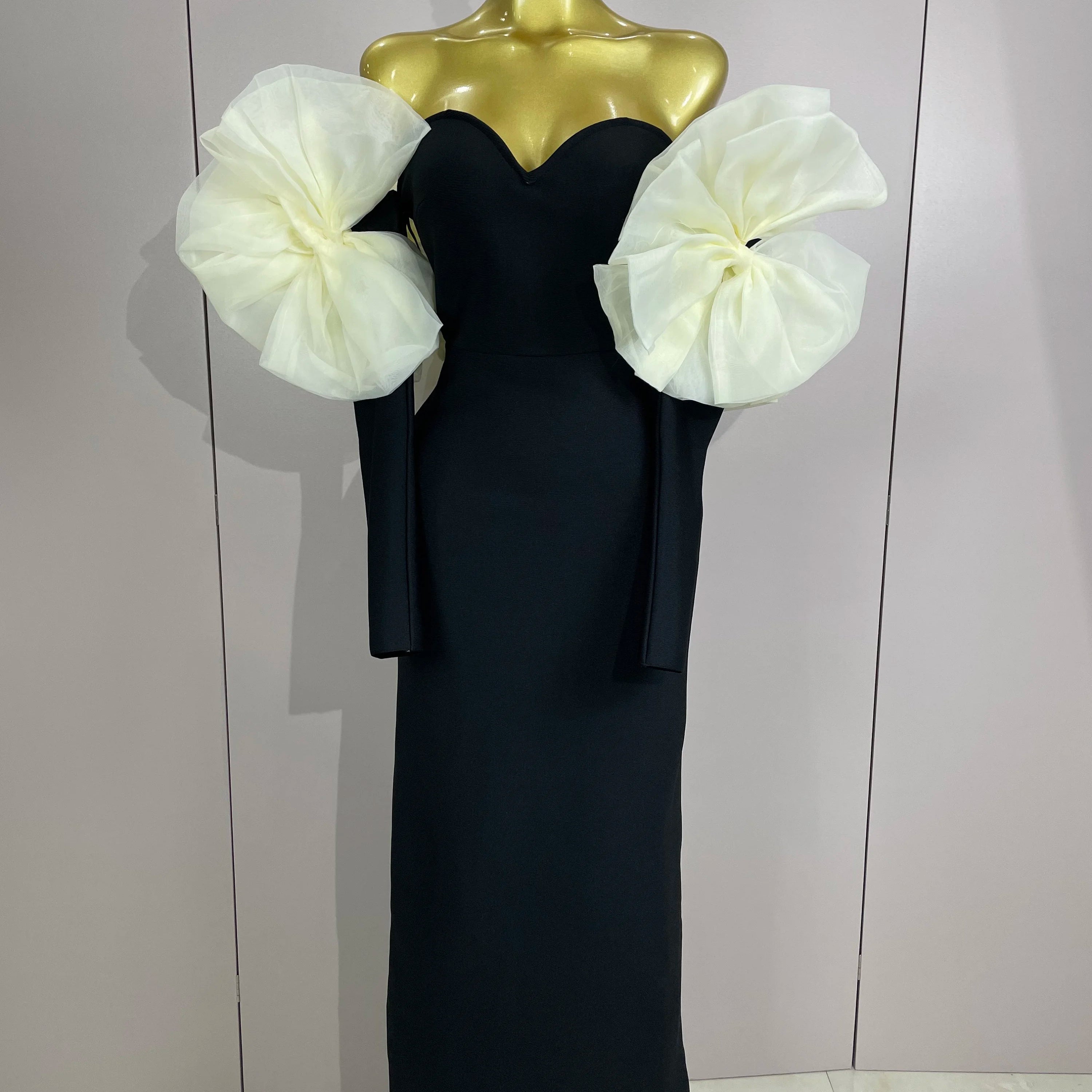 2025 New Women Sexy Off Shoulder Red Bodycon Bandage Dress Long Sleeved Celebrity Elegant Backless Dress Luxury Birthday Dresses black