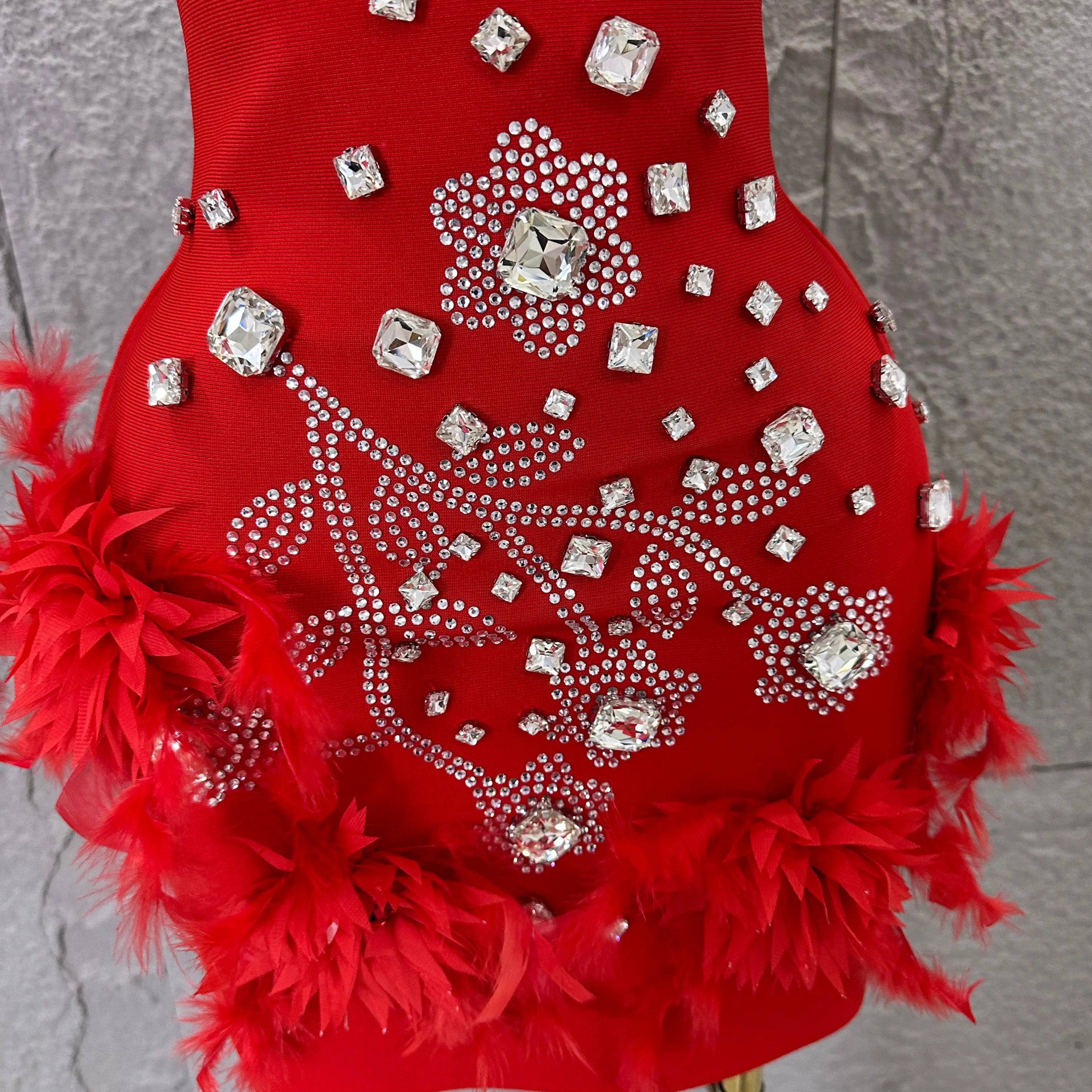 Elegant Red Spaghetti Strap Mini Dress Women Sexy Sweetheart Neck Crystal & Feather Form-Fitting Outfit Formal Event Costume