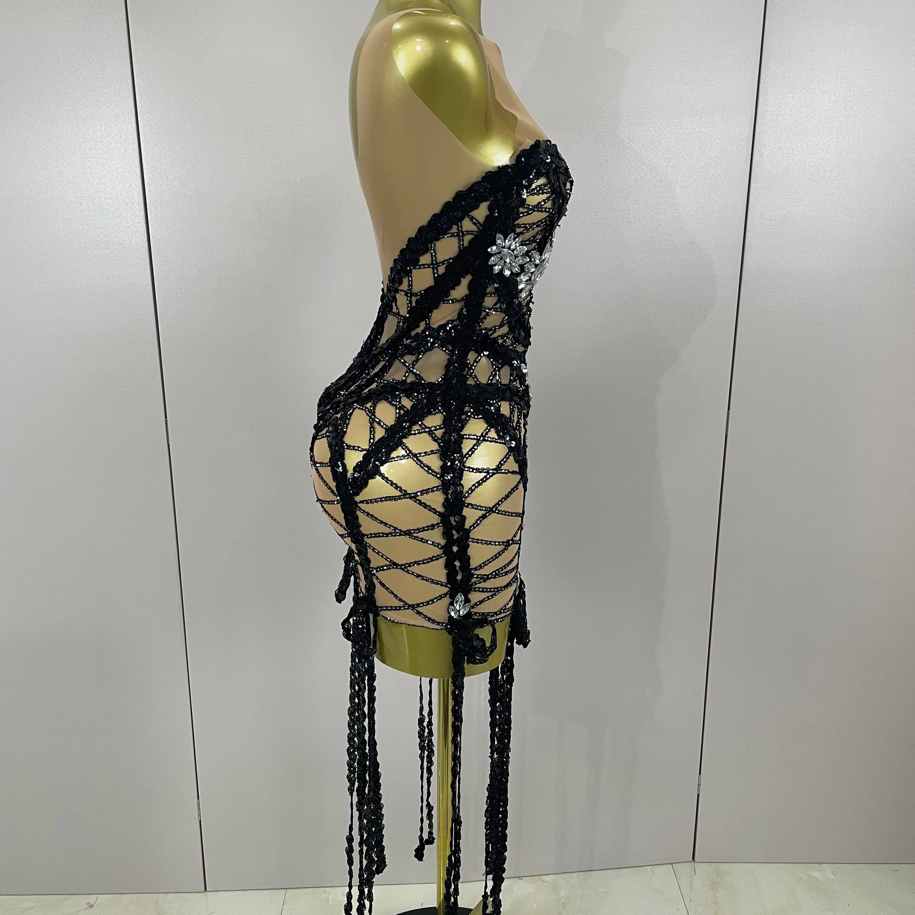 2025 Sparkle Sequins Embroider Diamonds Sleeveless Long Tassel Mini Dress Women Celebrate Evening Birthday Dress Stage Costume