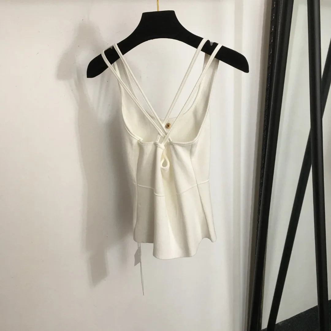 Summer New Knitted Short Tank Top Cross Strap Minimalist Design Tight and Elegant Inner Layer Top Metal embellishments WHITE One Size