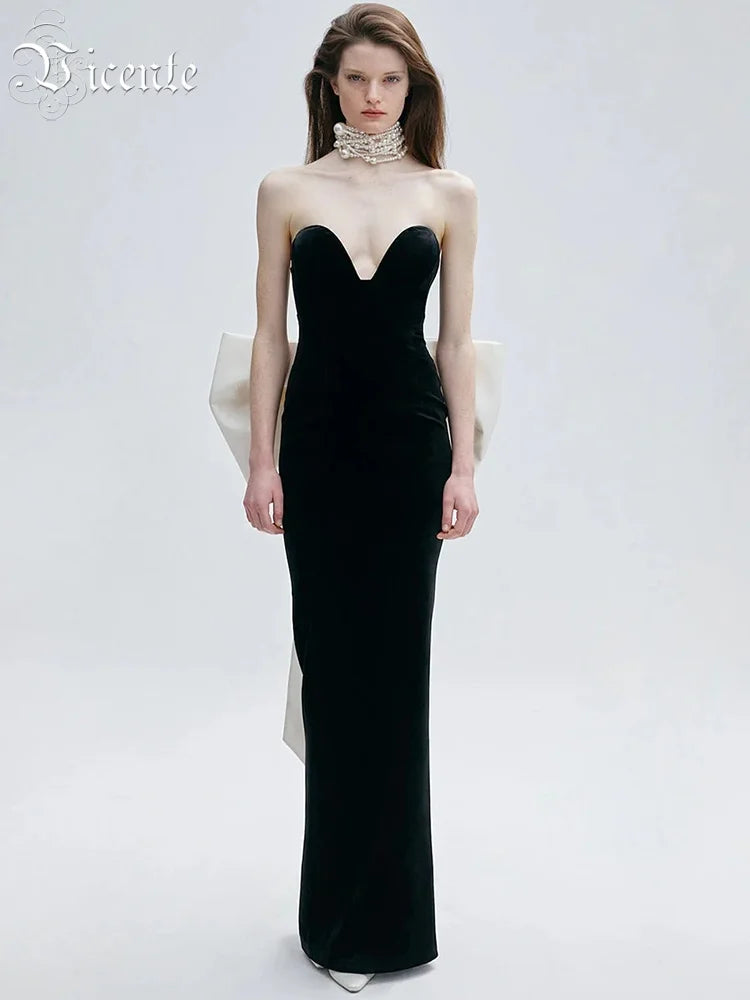 Glamorous Black Mermaid Strapless V-Neck Dress Gown with Bow Detail for Galas Wedding Party