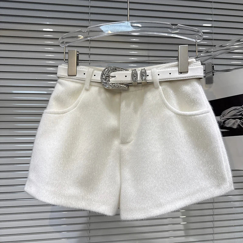 Winter New Fashion Rhinestone Buckle Belt Furry Fabric Shorts For Women Solid Color Versatile Boot Pants 11A07760