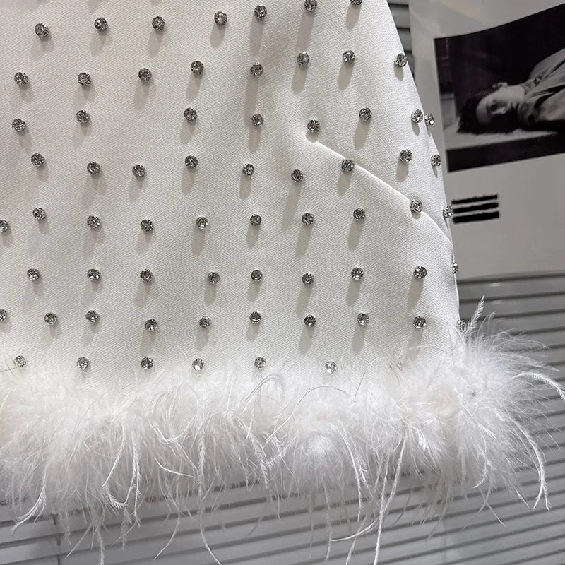 Winter New Fashion Rhinestone Feather Edge Halter Vest For Women Wrapped Hip A-line Skirt Female Trend 11A07864