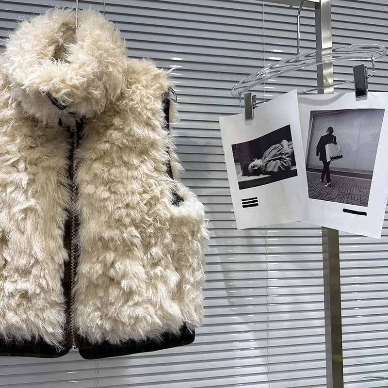 Winter New Fashion Faux Lamb Wool Plaid Reversible Vest For Women Versatile Zipper Waistcoat Female Trendy 11A07854