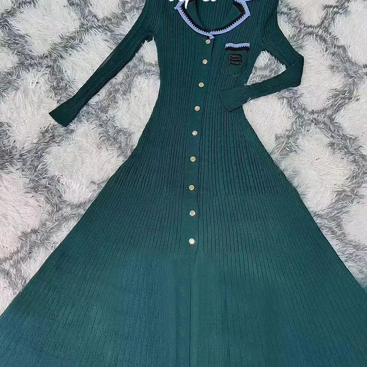 Elegant Women's Slim Fit Knitted Dress Fashionable Polo Neck Short Sleeve Single breasted Design Split Knitted Mid length Dress Dark Green