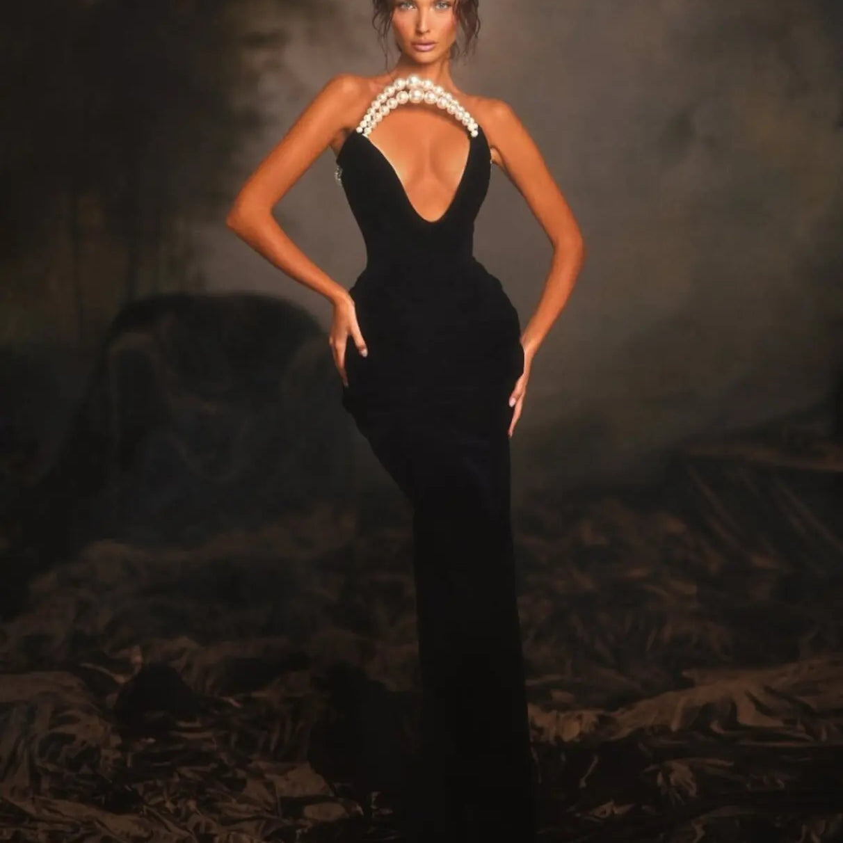 Stereoscopic Pearl Design Sexy V-Neck Package Hips Black Bandage Long Dress Elegant Woman Party Dress Celebrity Benquet Vestido