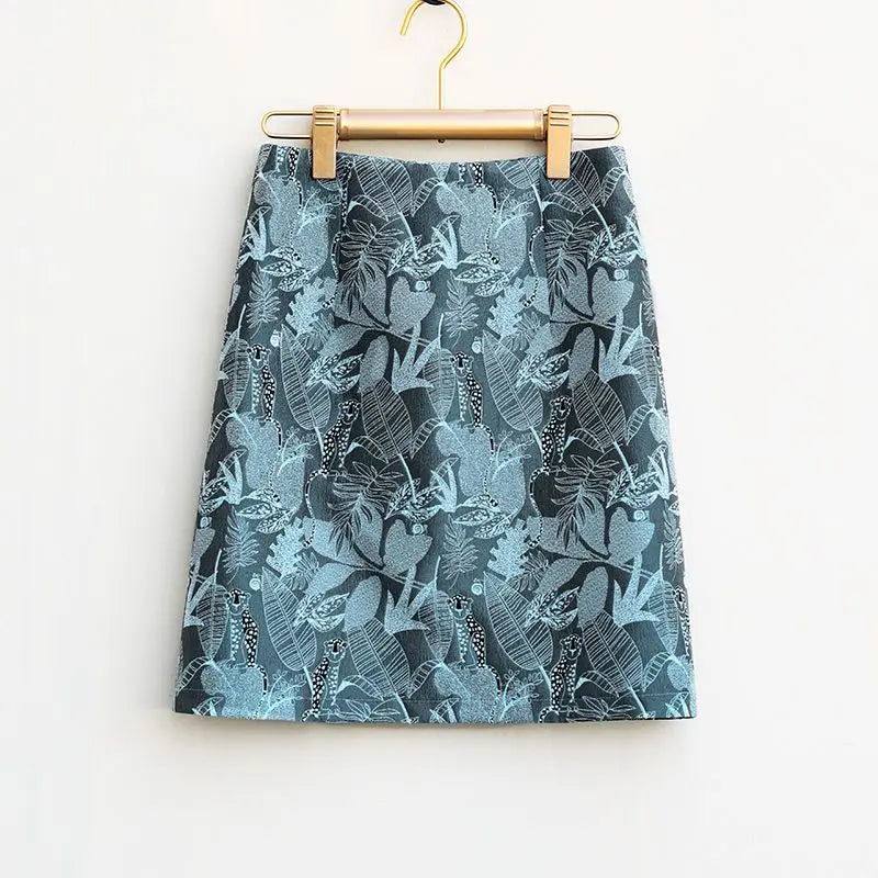 Autumn 2023 High Waist A-line Skirts Light Mature One Step Skirt Ladies Medium Length Retro Wrapped Hip Skirt Jacquard Skirt 4