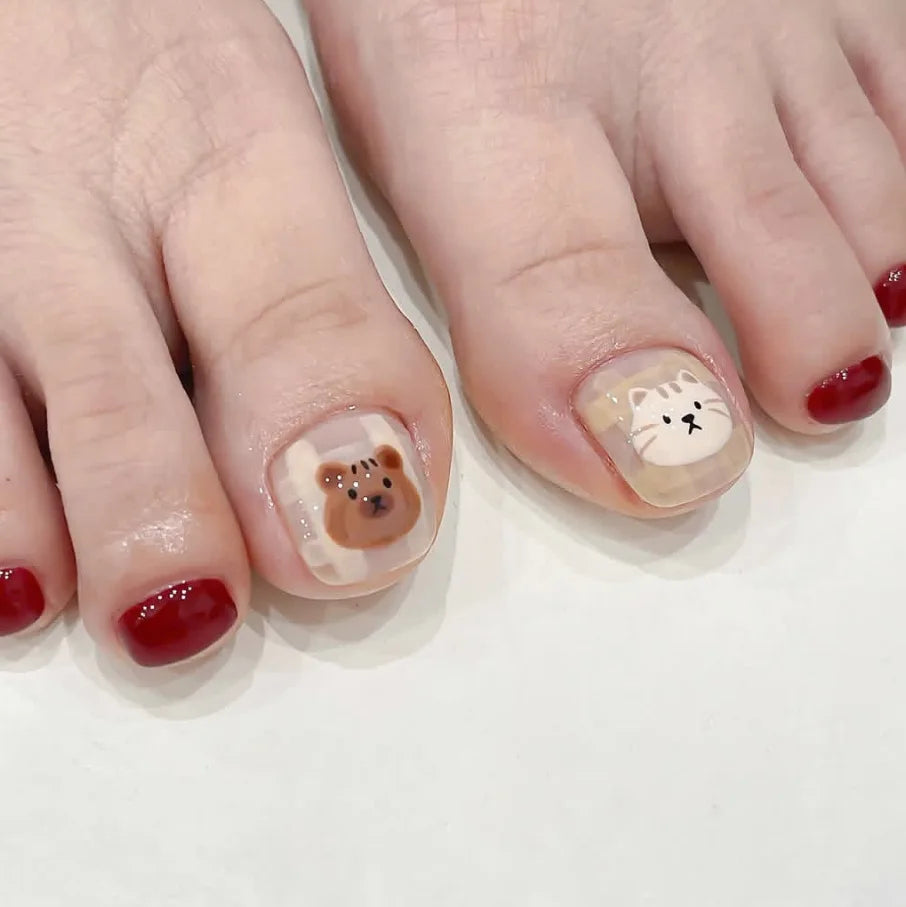 24pcs Summer Cute Press on Toenails Cartoon Cat Bear Print False Toe Nails Wearable Sweet Red Korean Style Fake Toenails