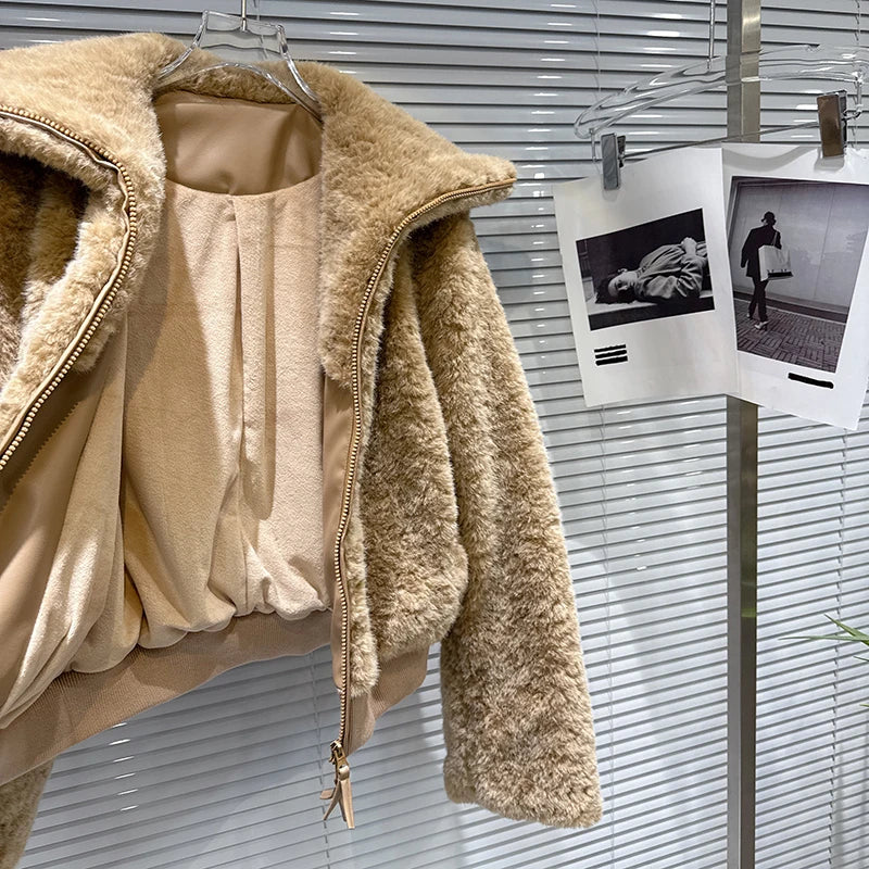 Winter New Casual Fashion Fur Loose Stand Collar Warm Short Coat For Women Zipper Fleece High Waist Jacket 11A07499