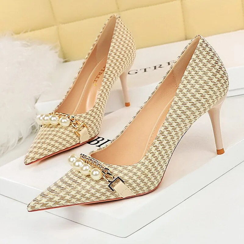 Spring Women Pumps Pearl Metal Chain High-heels Checked Grain Stilettos Women's Heels Luxury Banquet Shoes 43 9283-A1-Apricot7.5CM