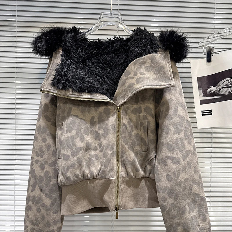 Winter New Sweet Fashion Metal Diagonal Zipper Camouflage Furry Lined Short Jacket For Women Versatile Coat 11A07506
