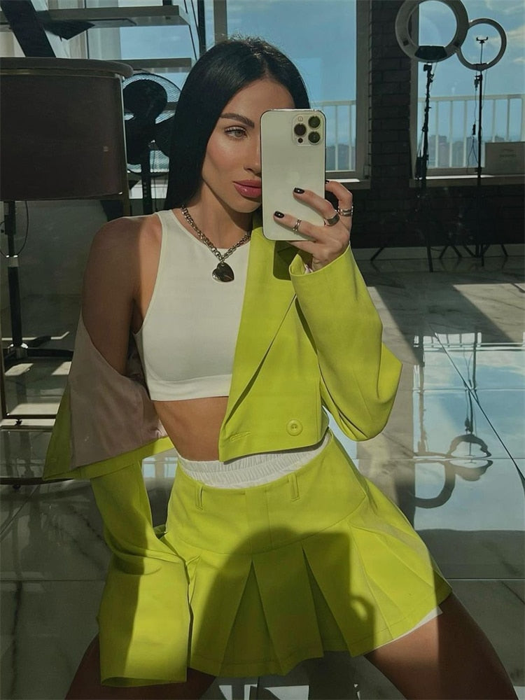 Taruxy Casual Two Piece Sets Women's Fall Outfits 2022 New Black Matching Sets With Skirt And Blazer Cropped Top Suit For Women