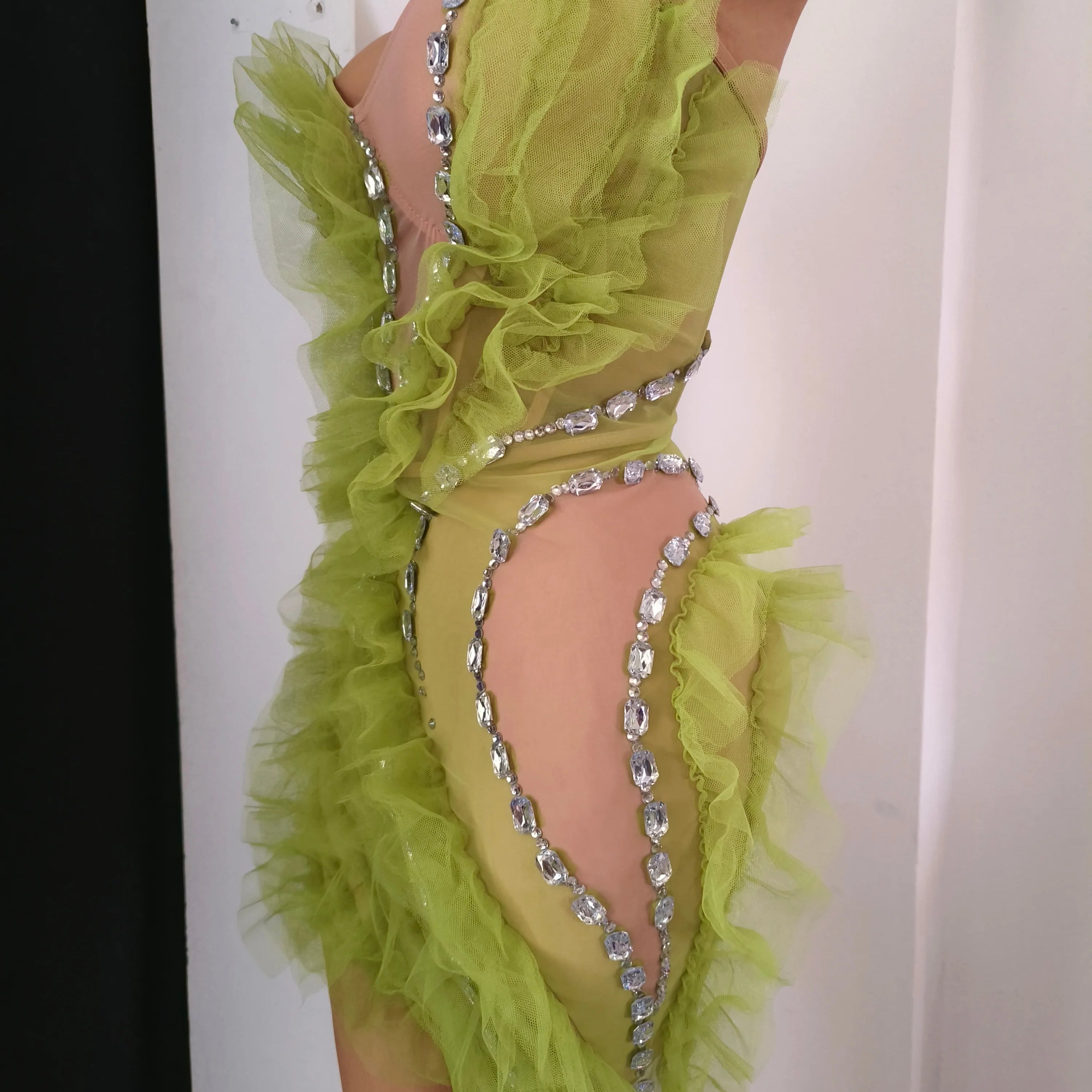 Luxury Green Sheer Mesh Ruffle Dress Neck Crystal Rhinestone Trim Cut Out Slim Fit Evening Wedding Guest Cocktail Party Dress