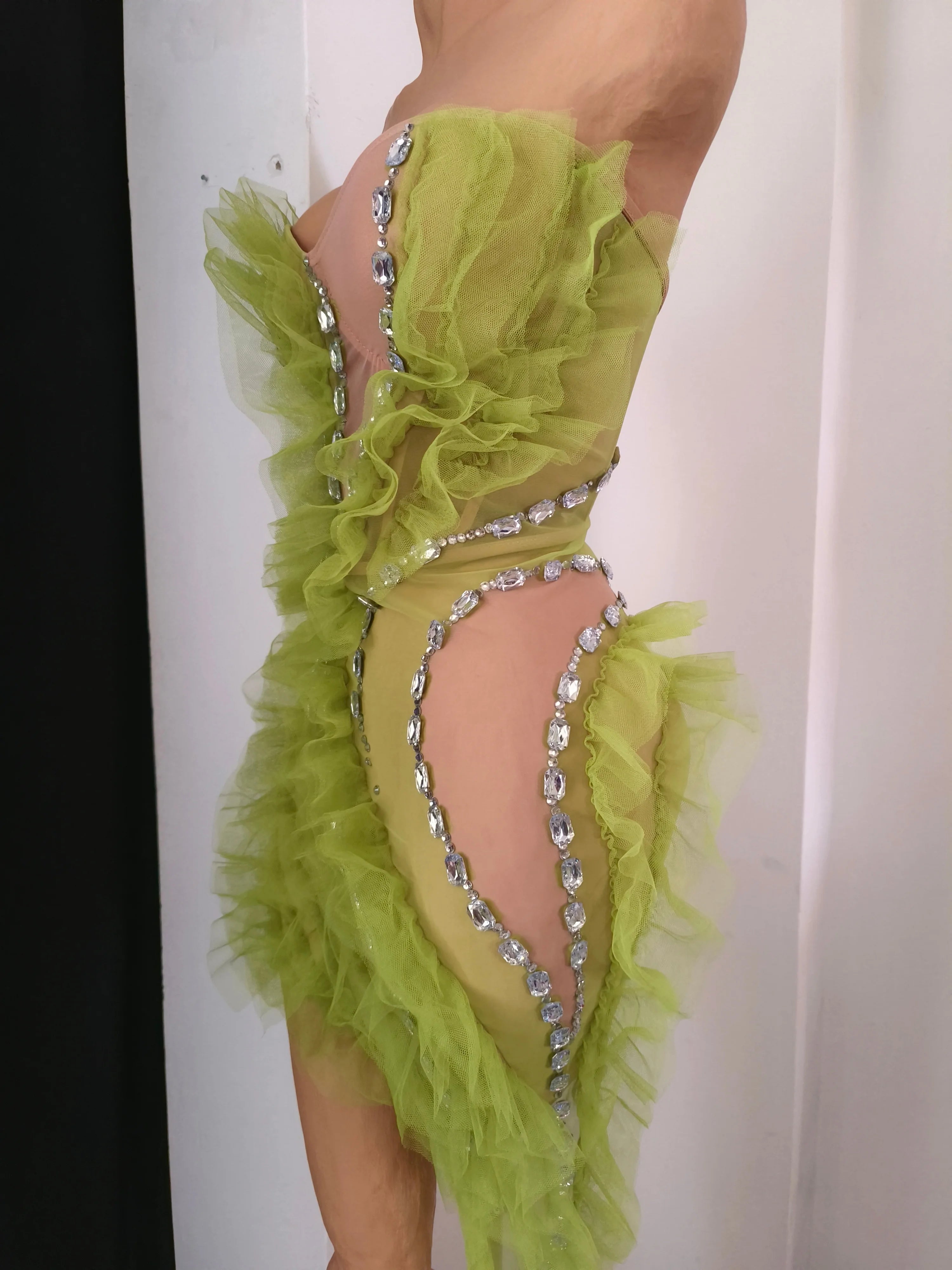 Luxury Green Sheer Mesh Ruffle Dress Neck Crystal Rhinestone Trim Cut Out Slim Fit Evening Wedding Guest Cocktail Party Dress